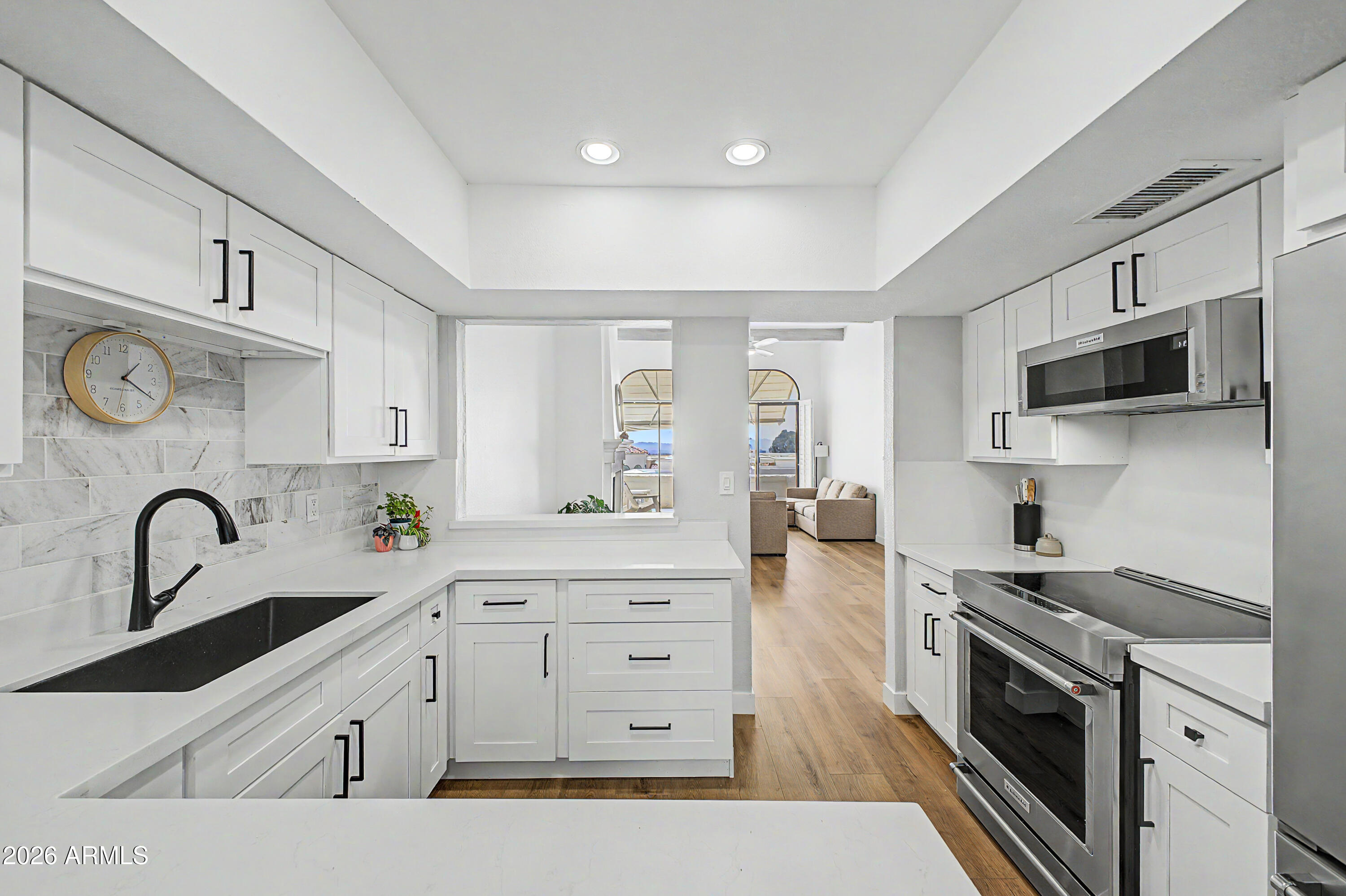 3800 E LINCOLN Drive 45