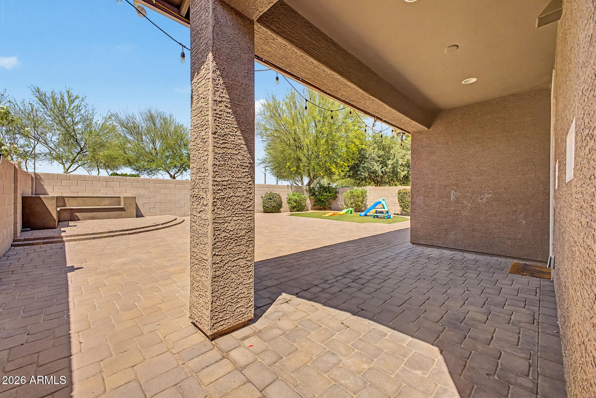 7406 E OLLA Avenue