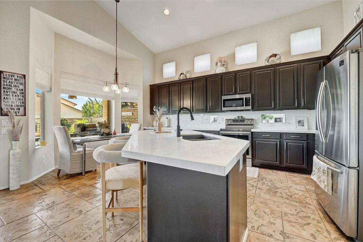 7723 E Phantom Way