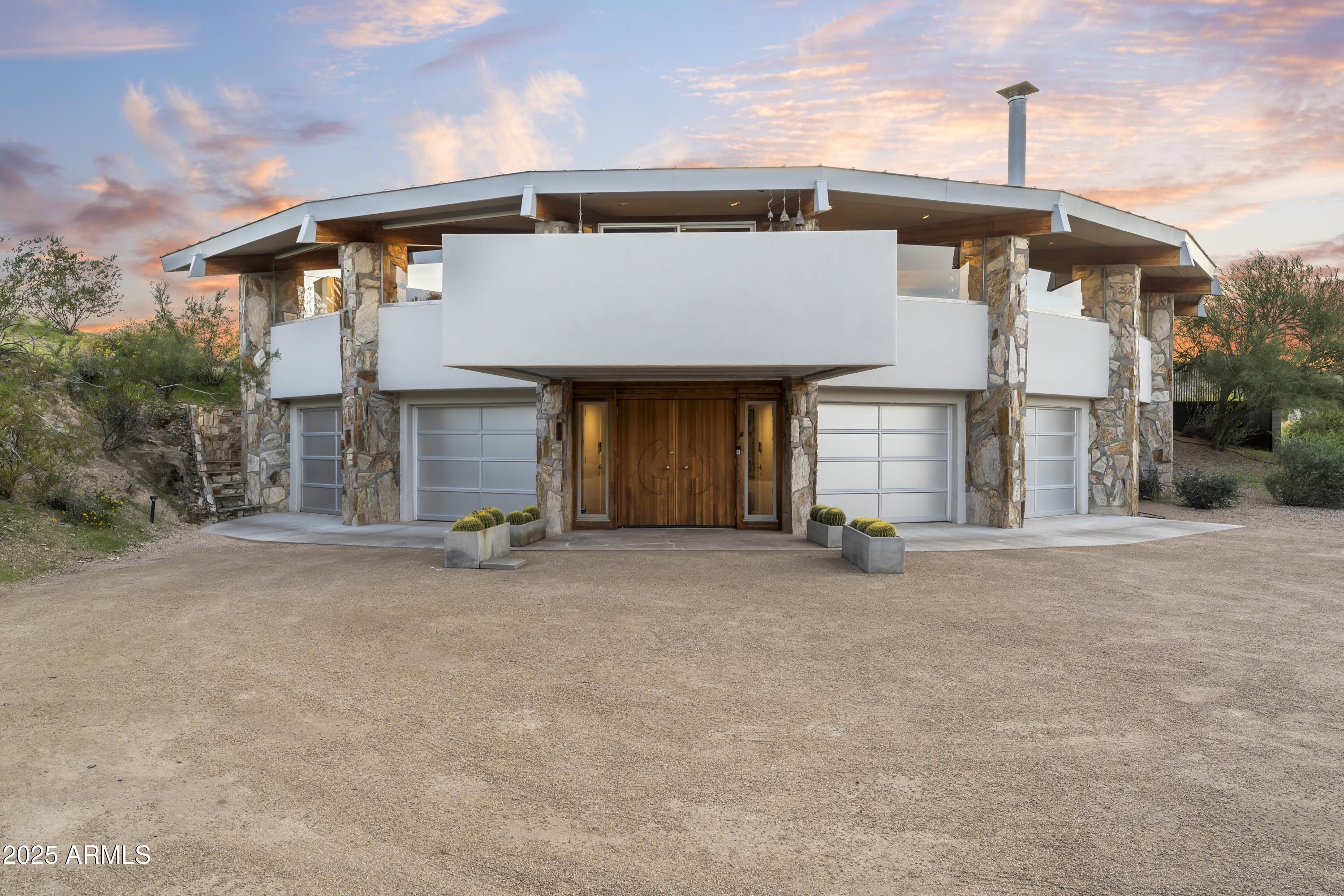 7915 E PRIMROSE Path