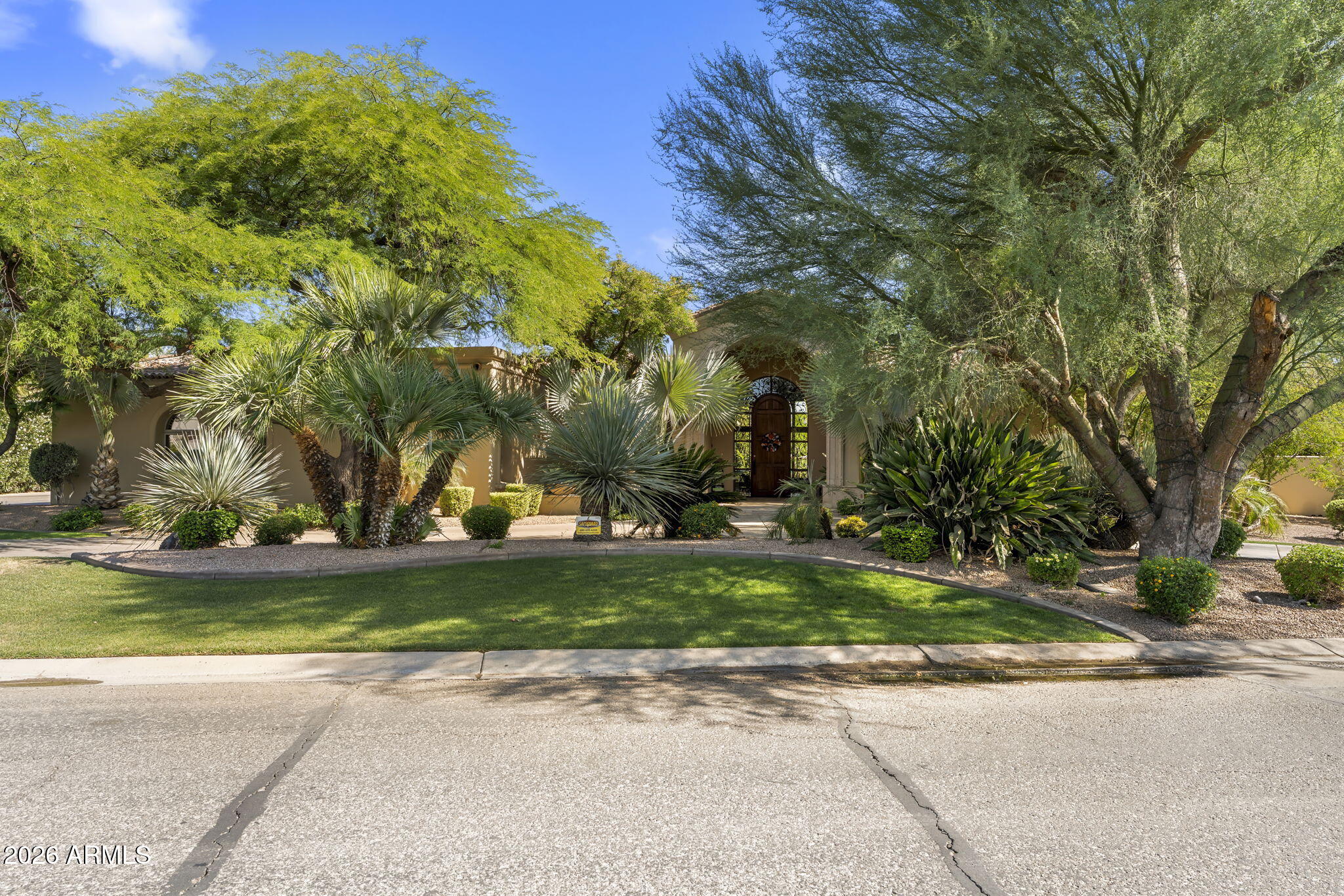6427 E HORSESHOE Road