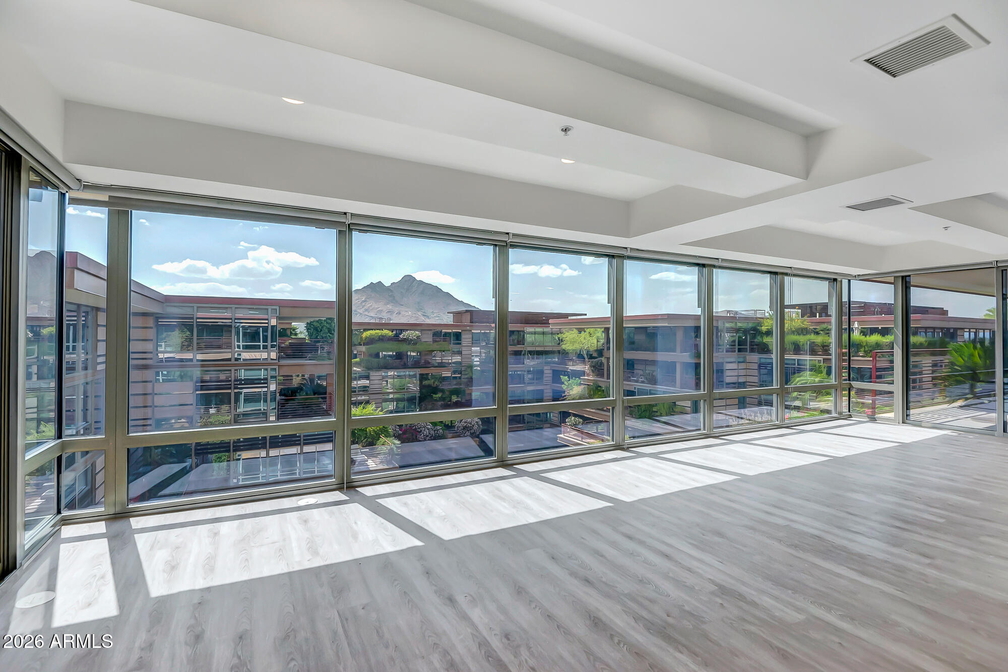 7137 E RANCHO VISTA Drive 7008