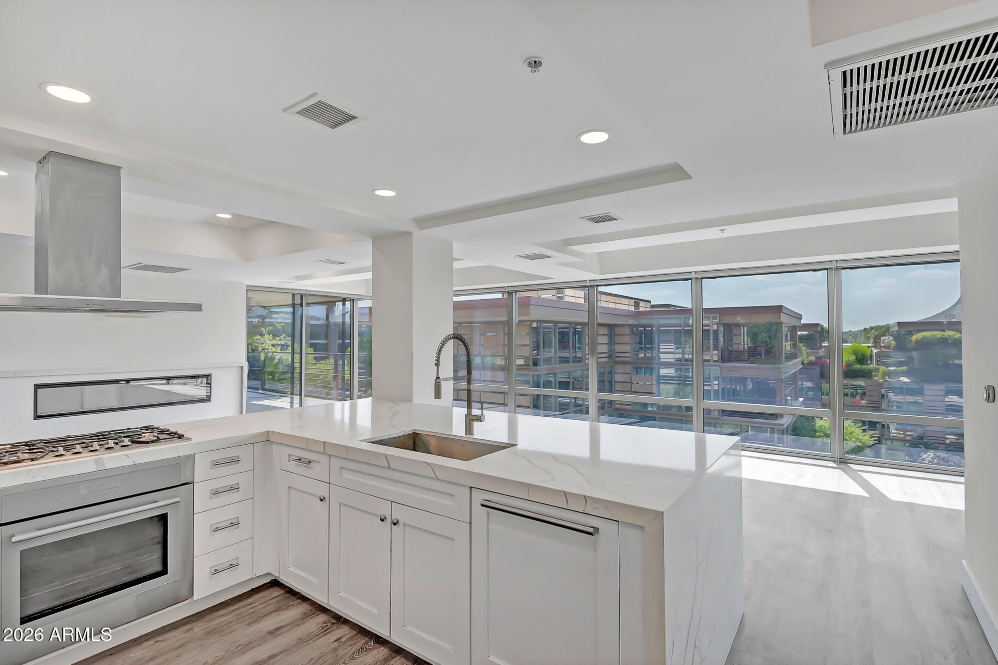 7137 E RANCHO VISTA Drive 7008