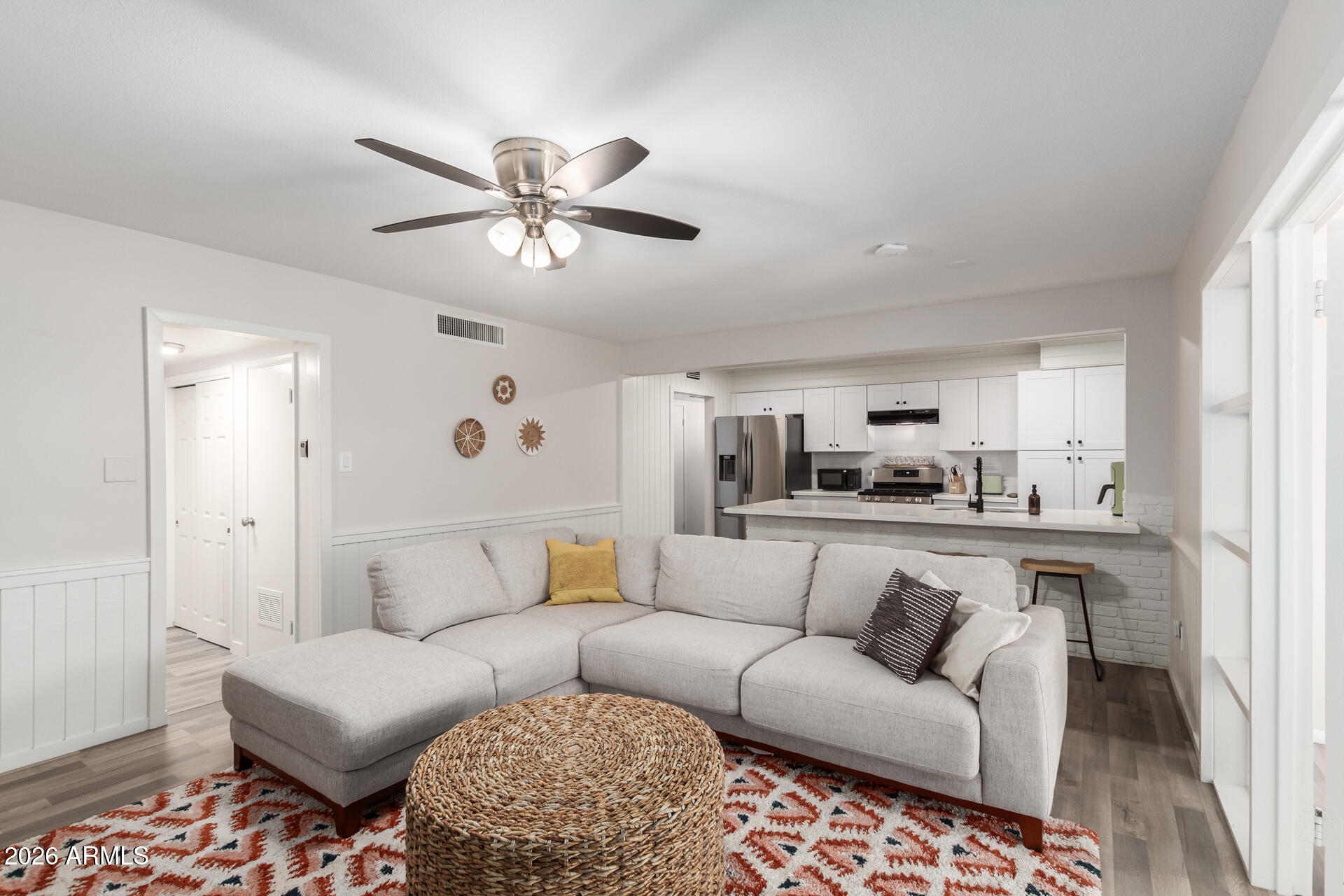 21 E ALAMEDA Drive