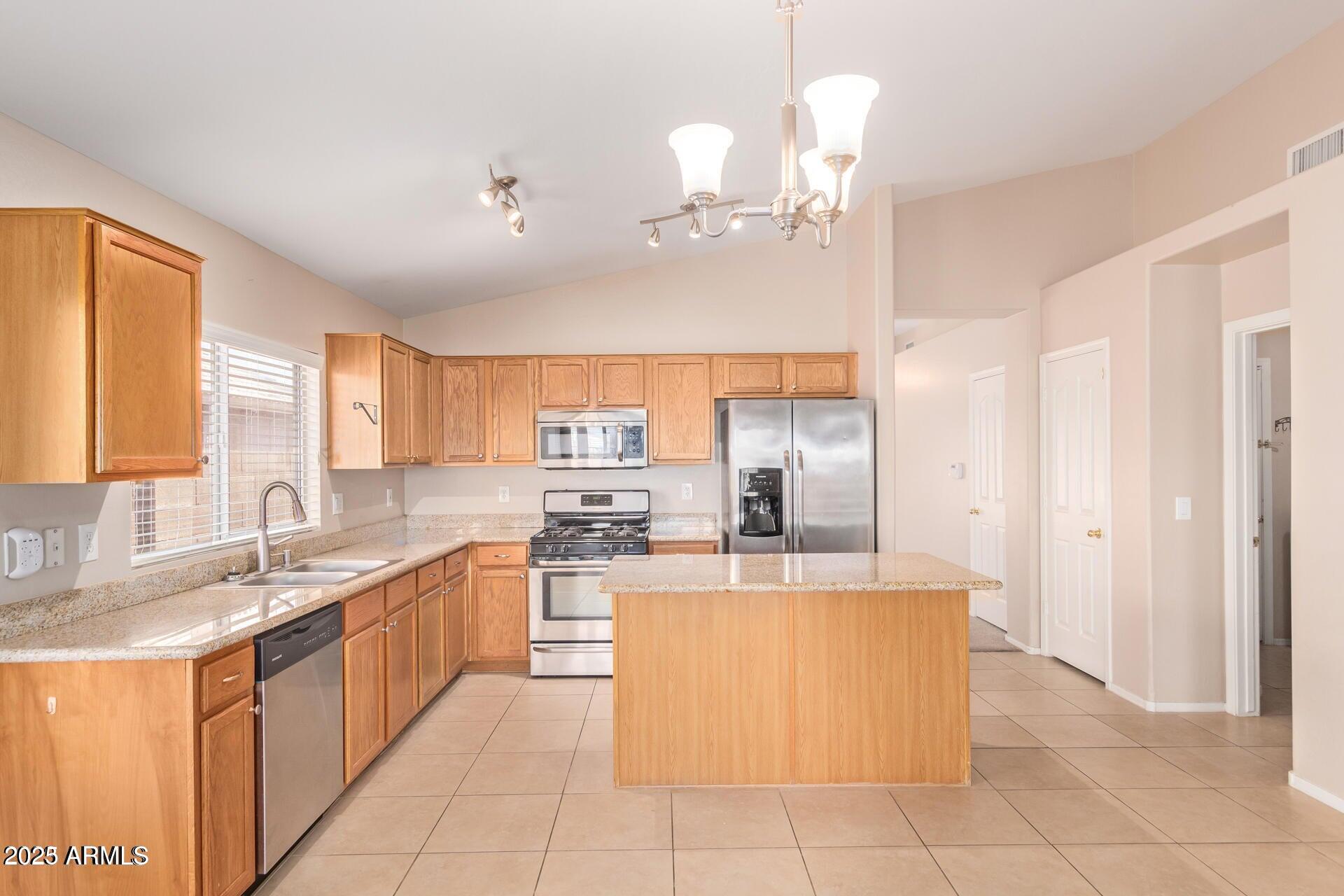 3570 S MOCCASIN Trail