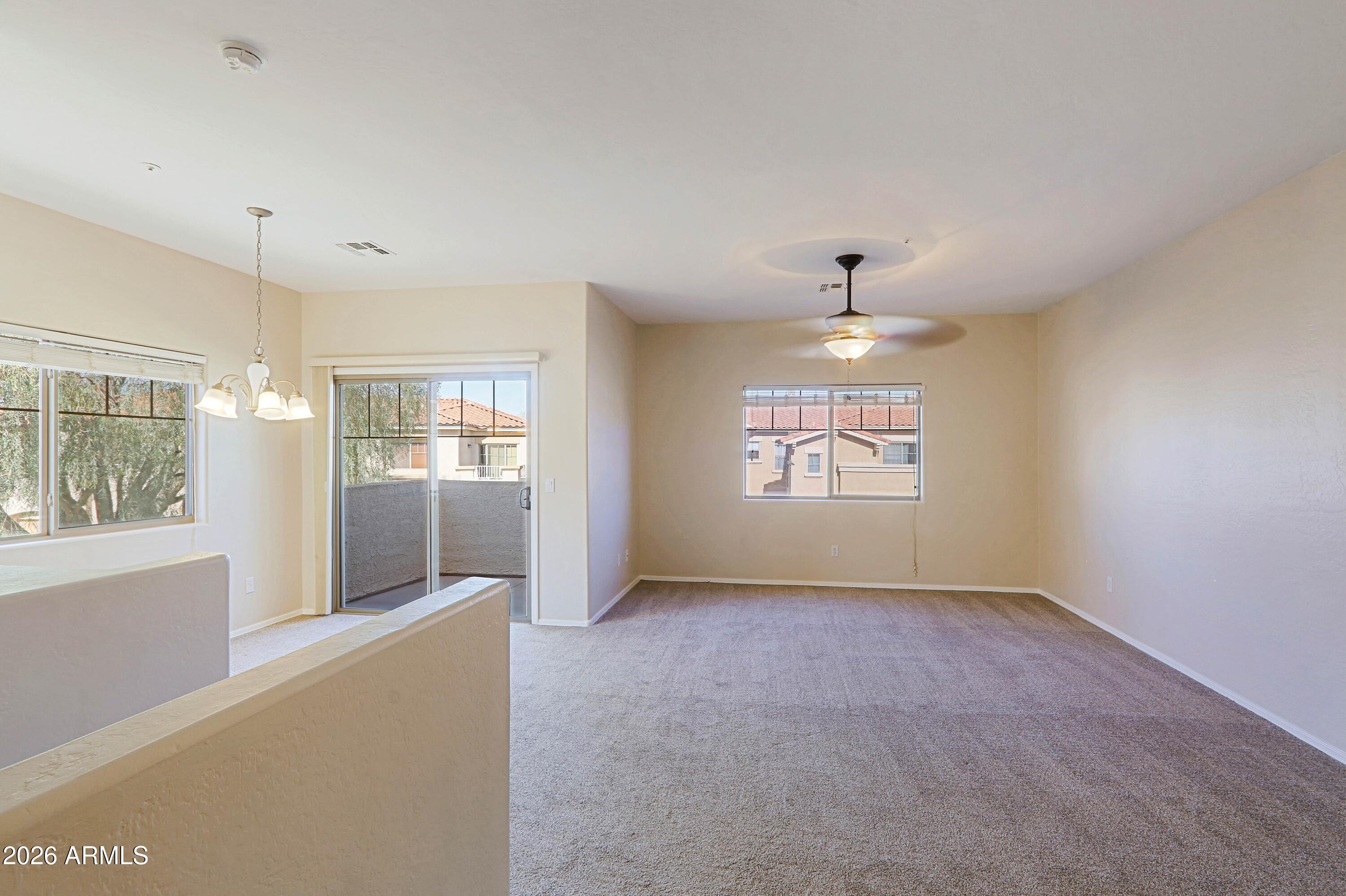 525 N MILLER Road 207
