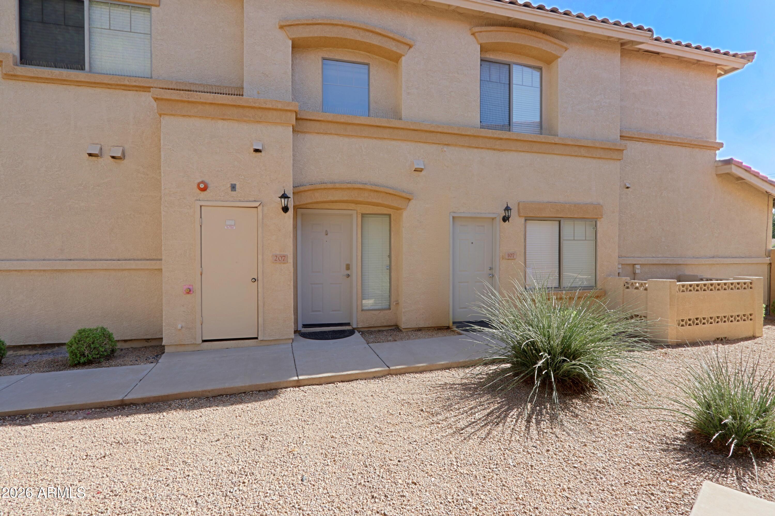 525 N MILLER Road 207