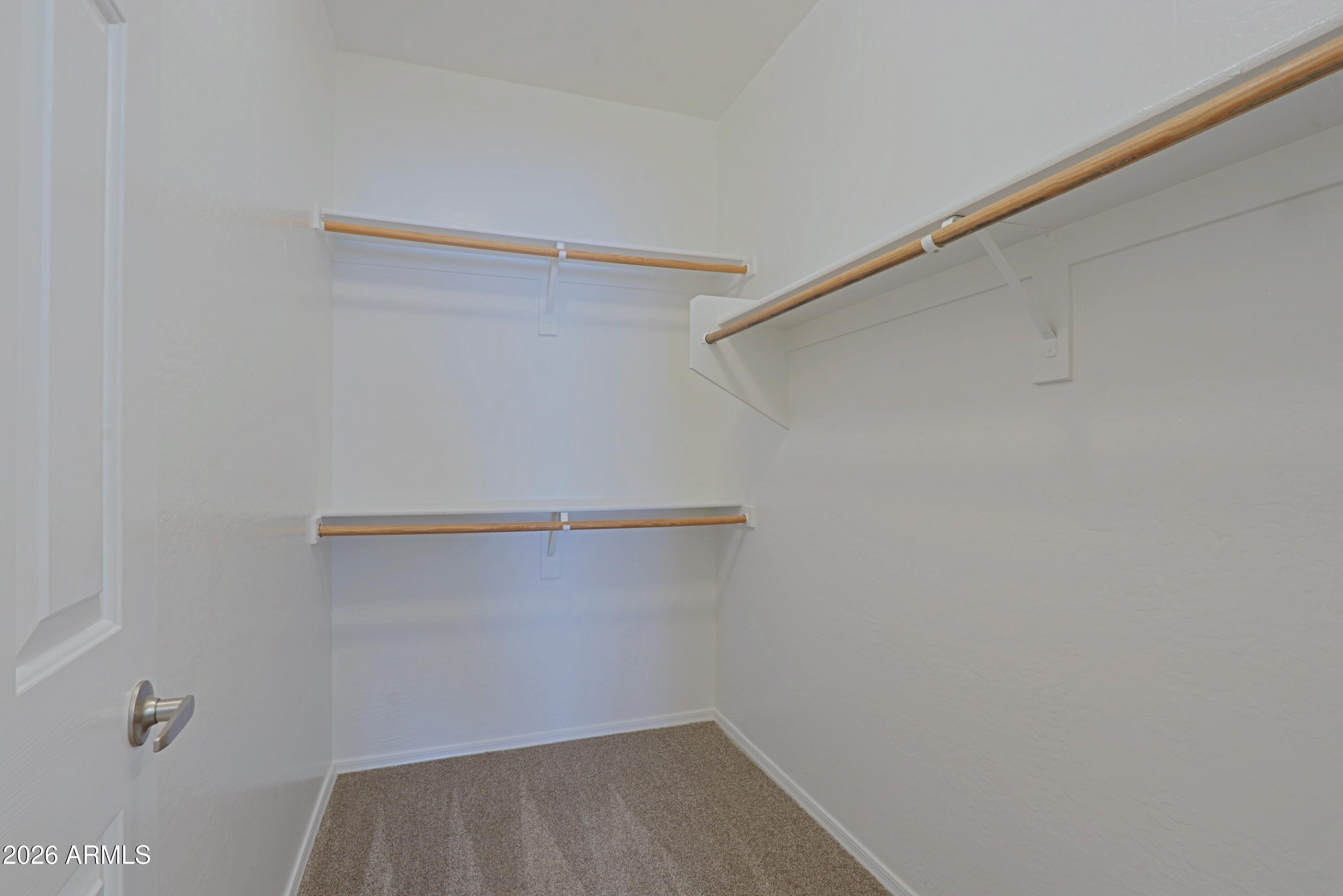 525 N MILLER Road 207
