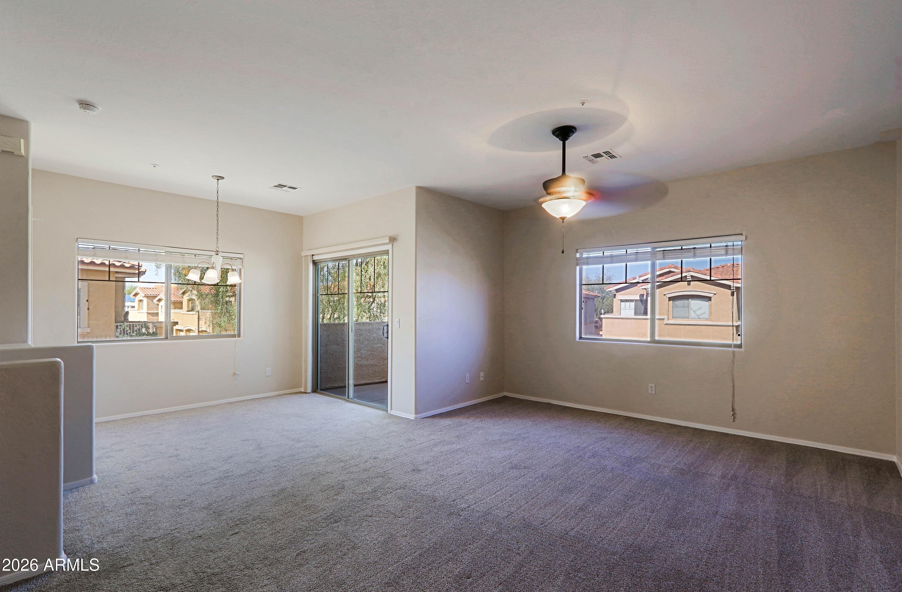 525 N MILLER Road 207
