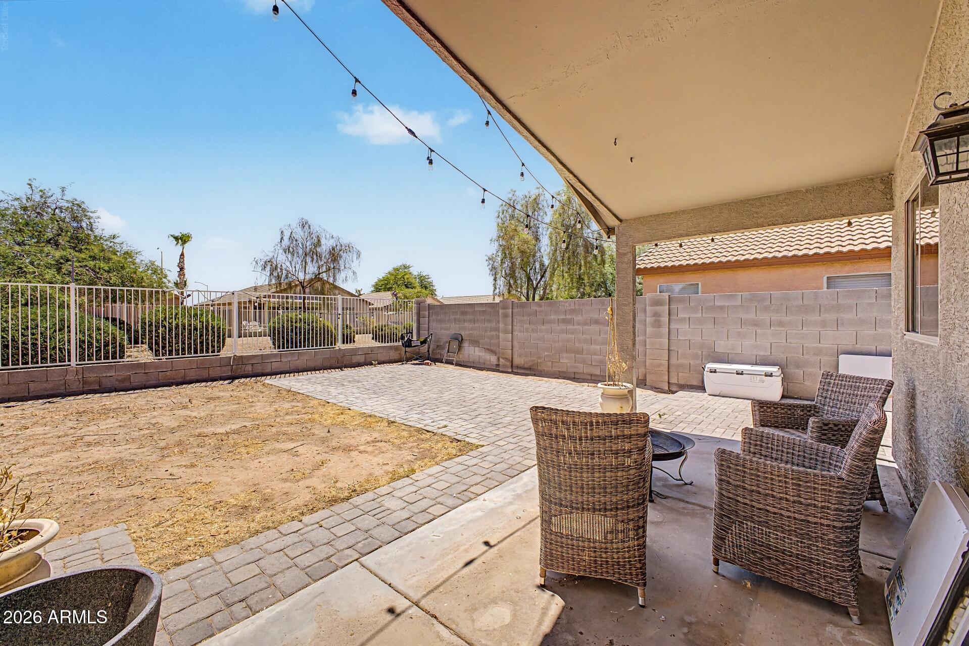 517 N 105TH Place