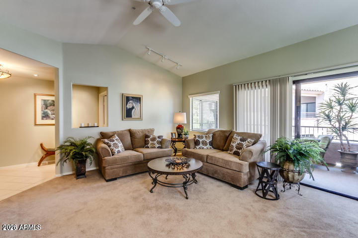 9455 E RAINTREE Drive 2039