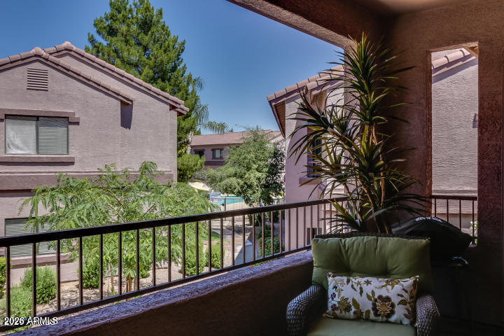 9455 E RAINTREE Drive 2039
