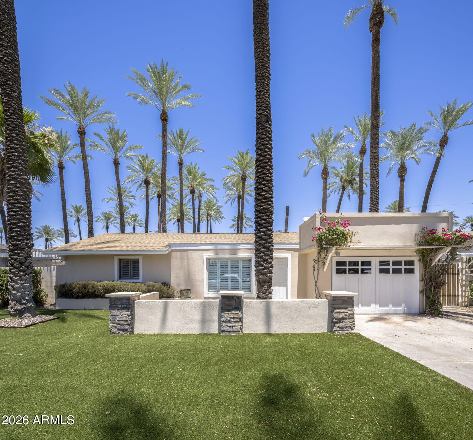 4312 E SELLS Drive
