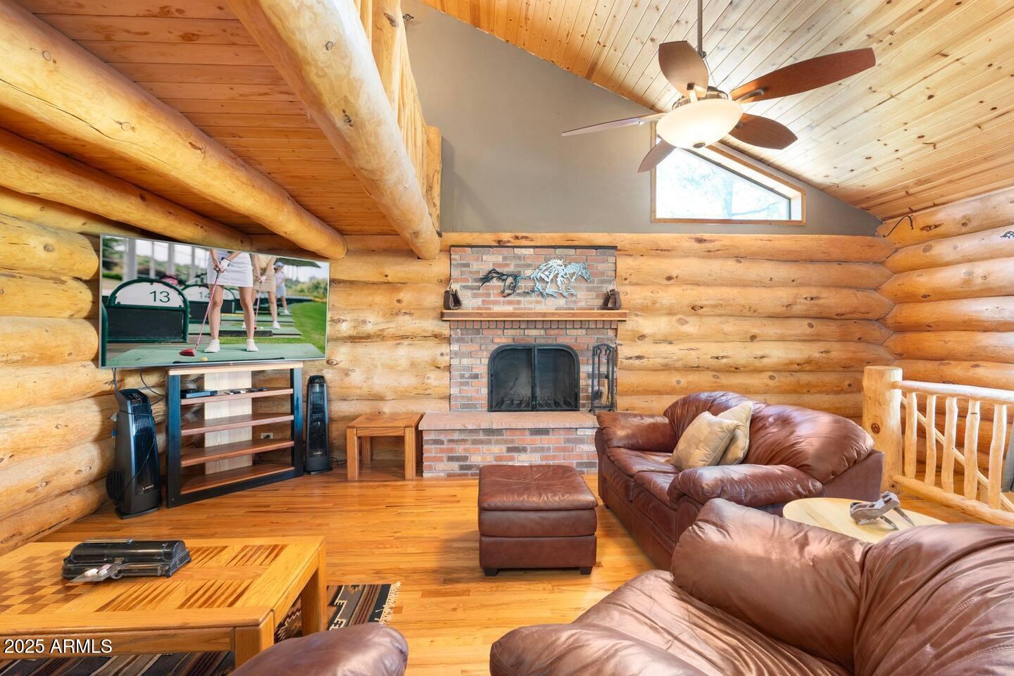 1190 W COUGAR Lane