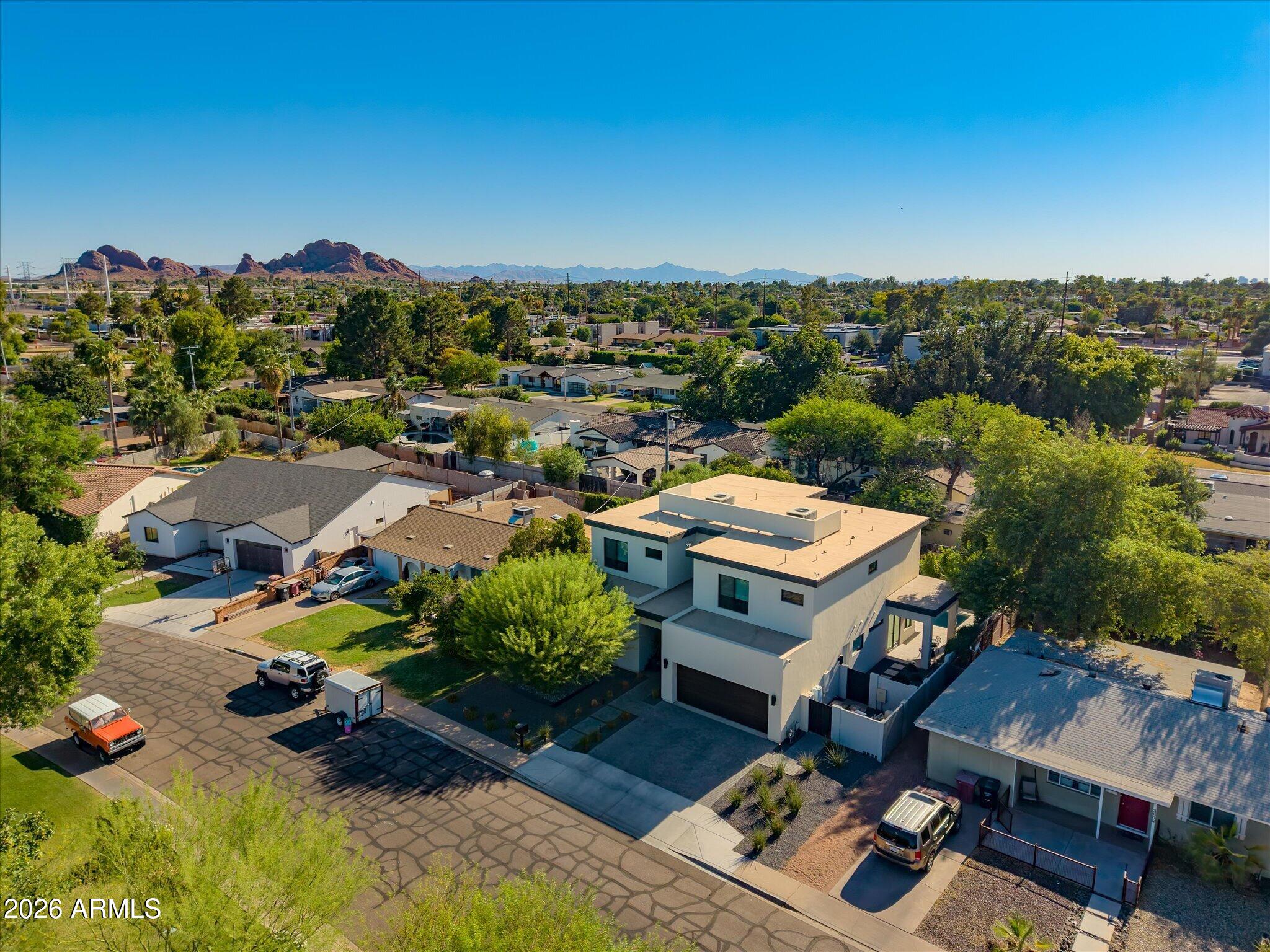 3602 N NAVAJO Trail