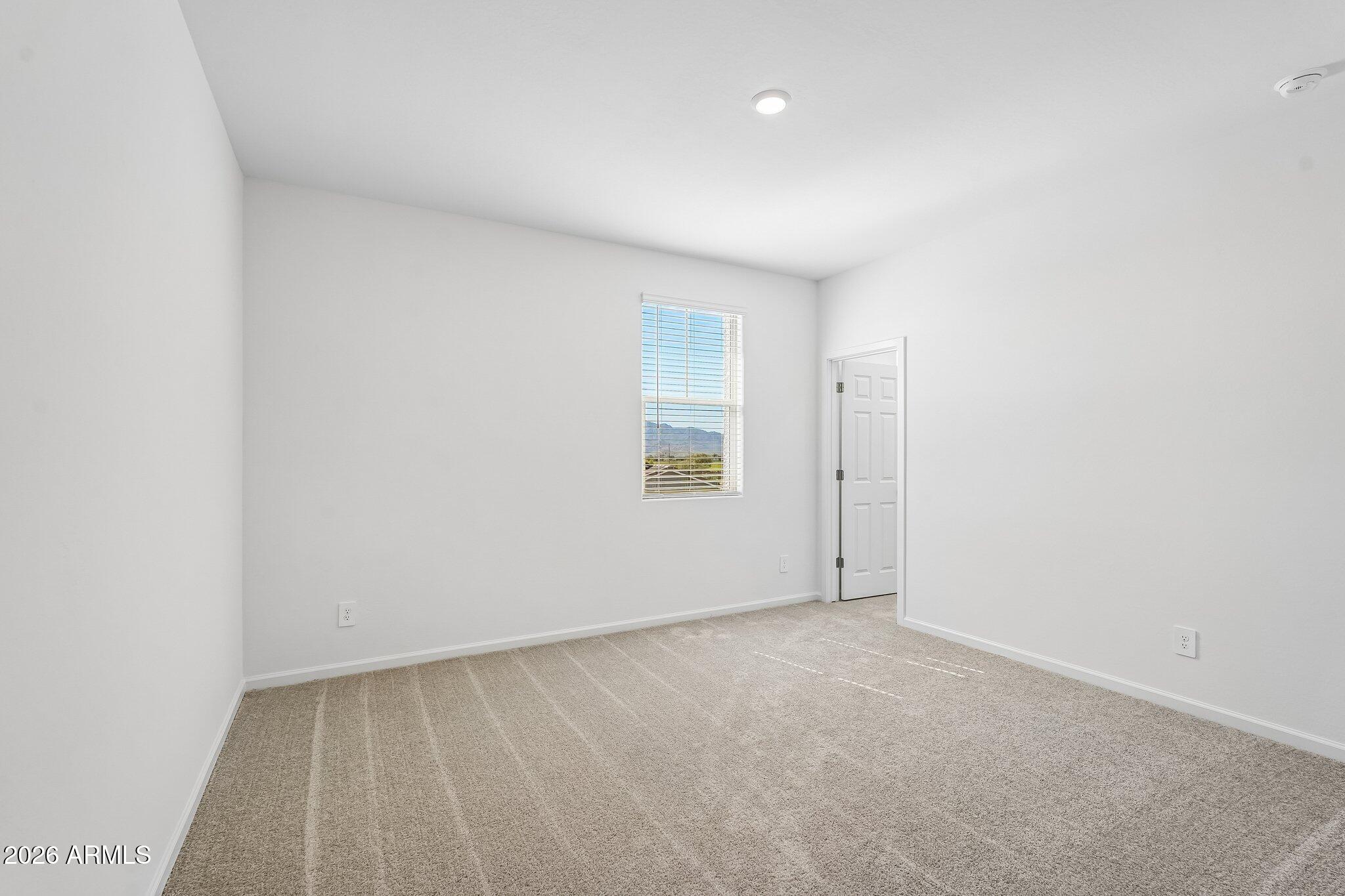 9644 W TAMARISK Avenue