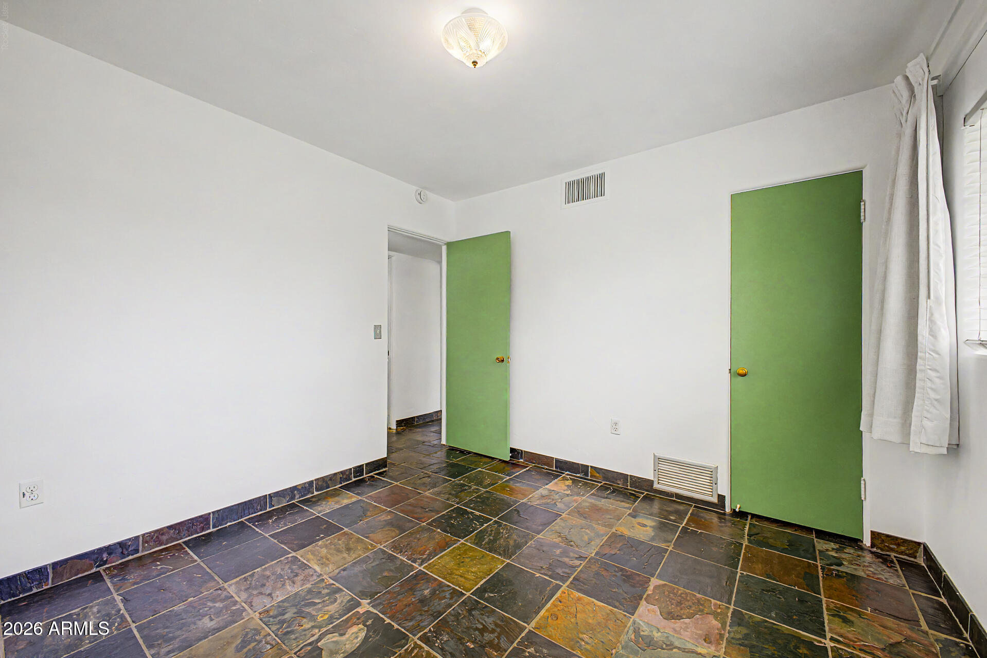 1725 S SIERRA VISTA Drive