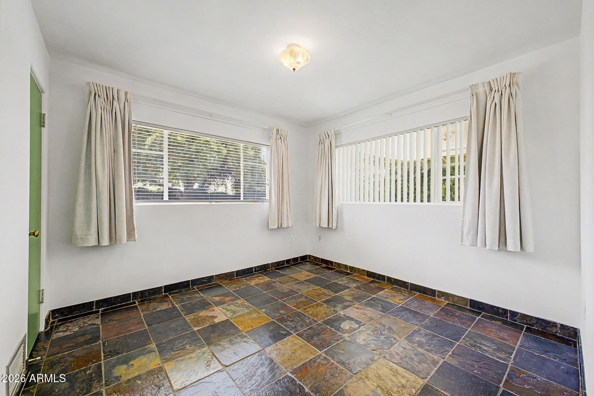 1725 S SIERRA VISTA Drive