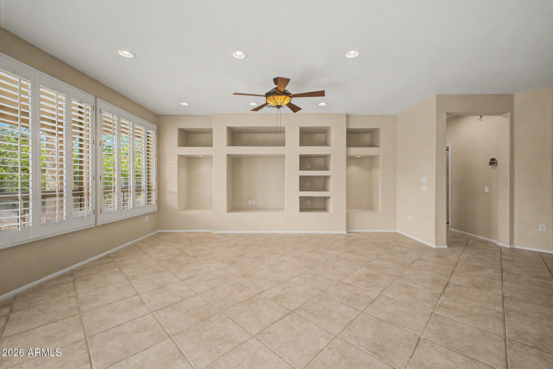 20480 N CANYON WHISPER Drive