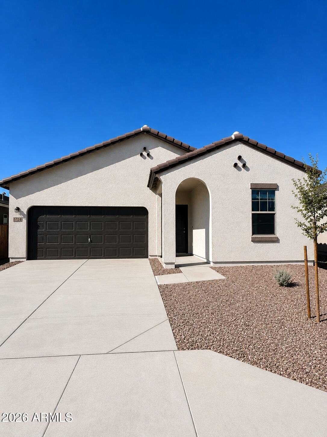 5781 E HORNBLENDE Way