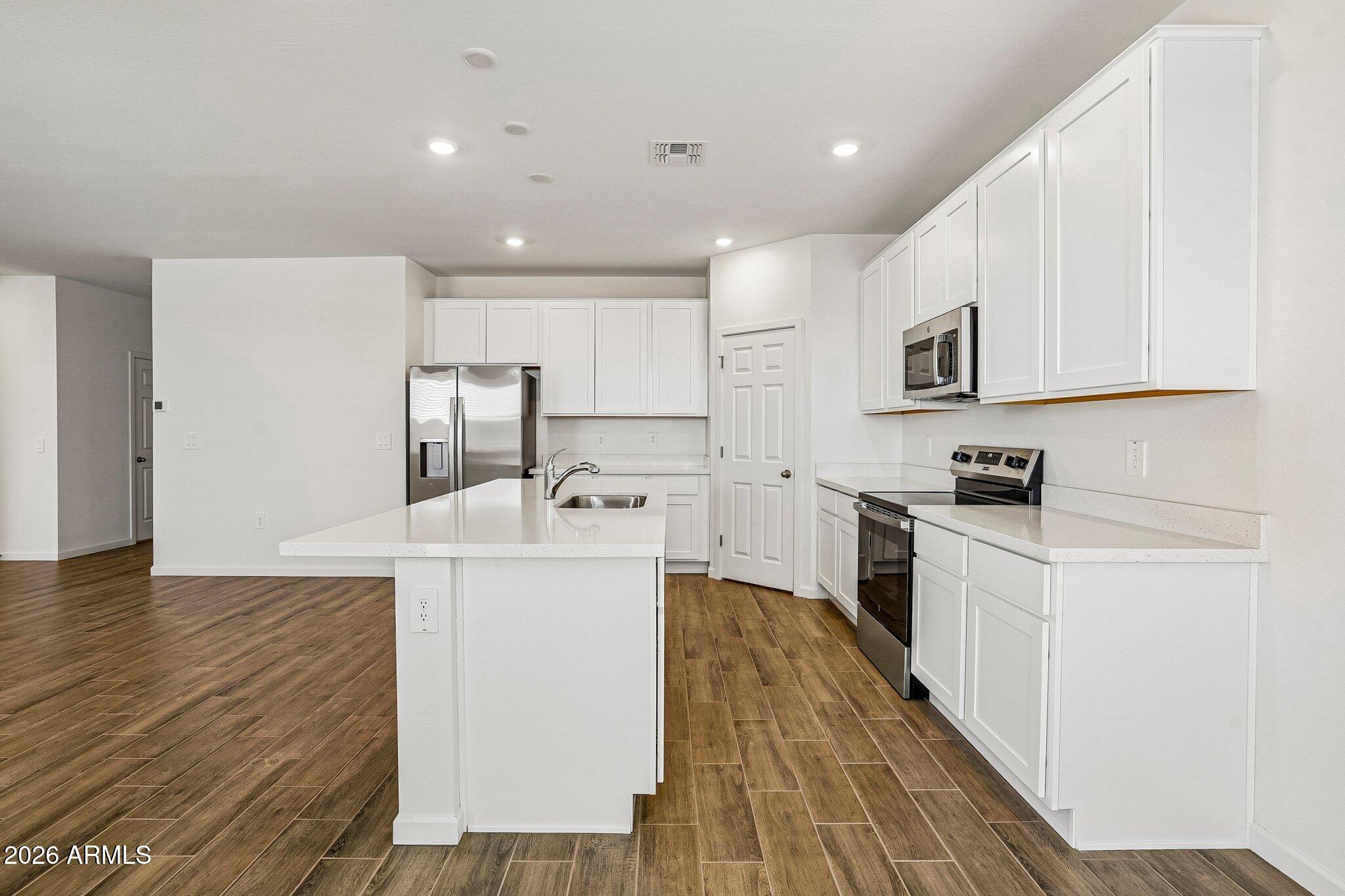 46883 W Reseda Lane