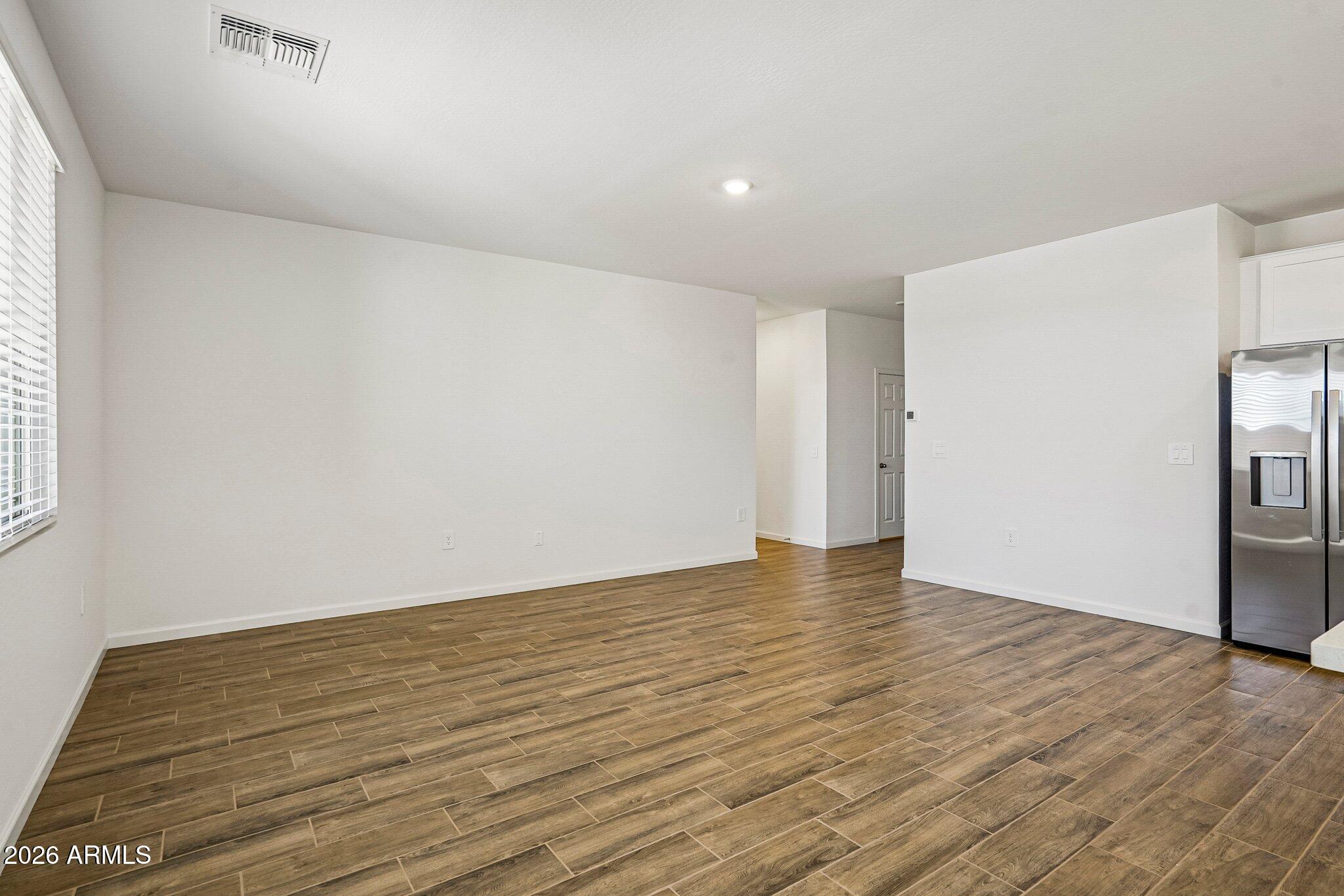 46883 W Reseda Lane