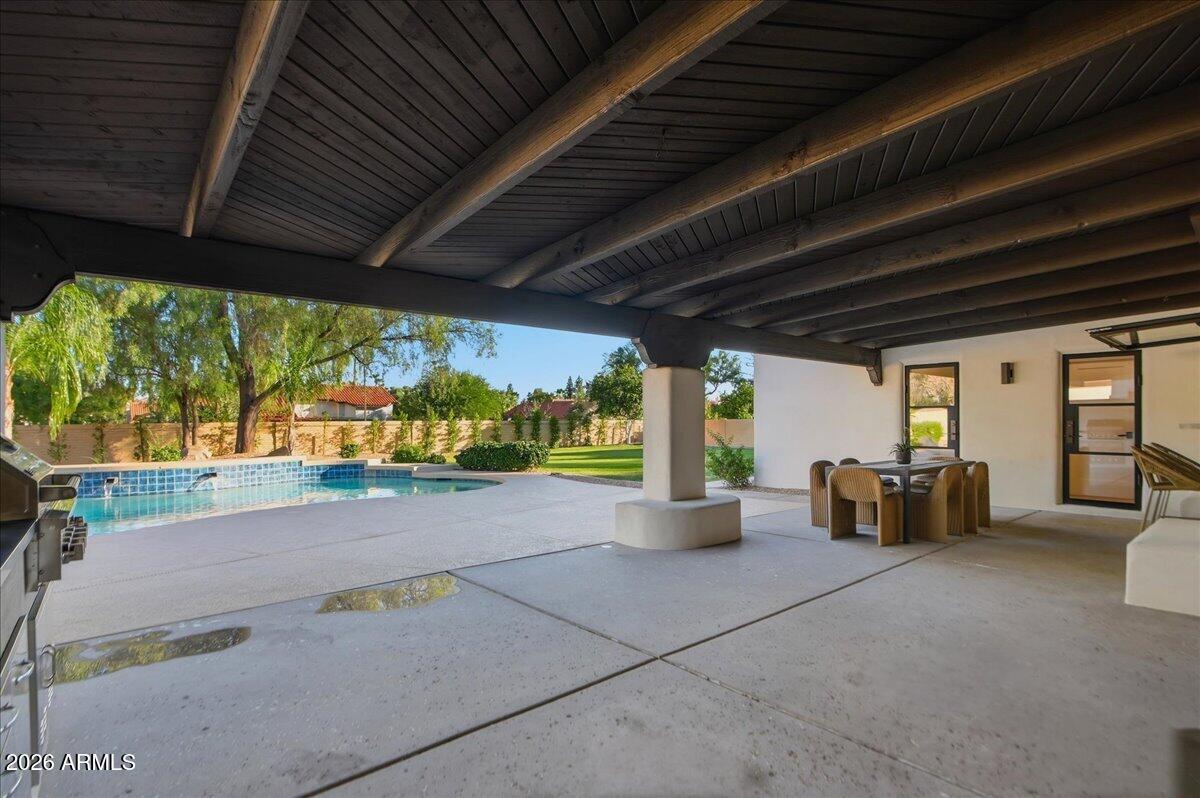 10731 E Fanfol Lane