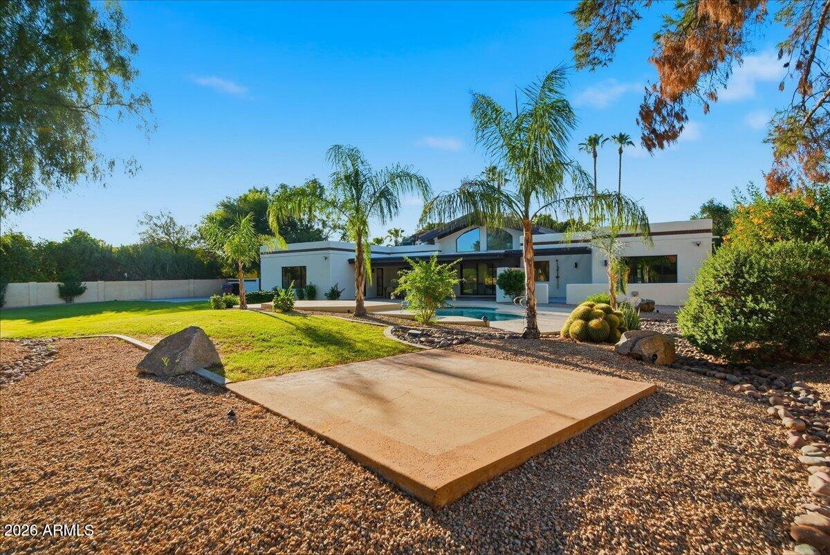 10731 E Fanfol Lane