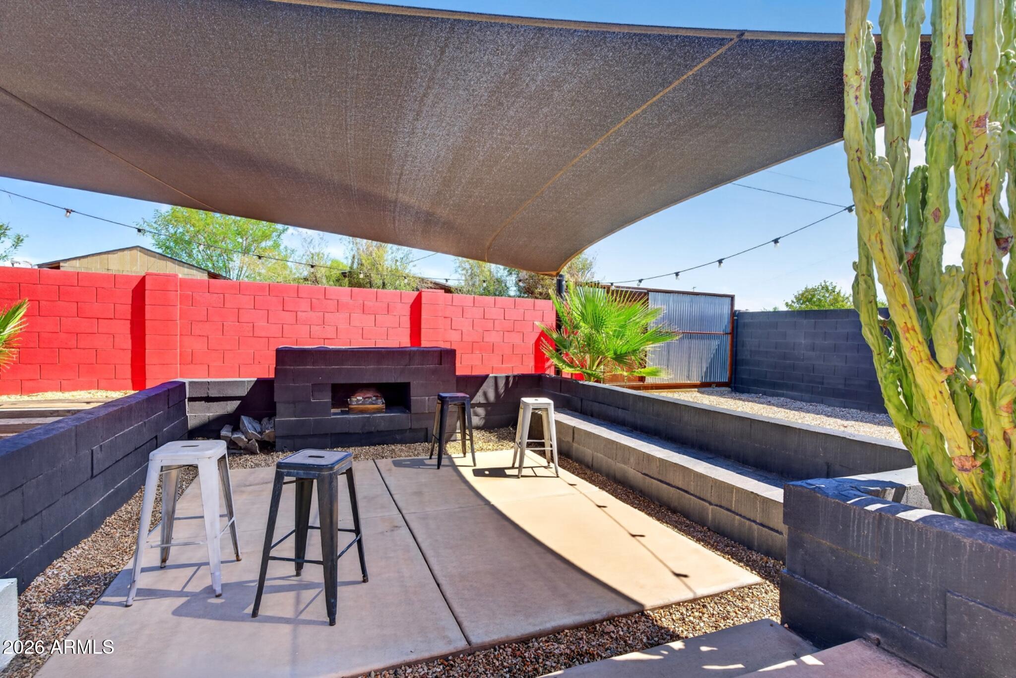 346 E Papago Drive