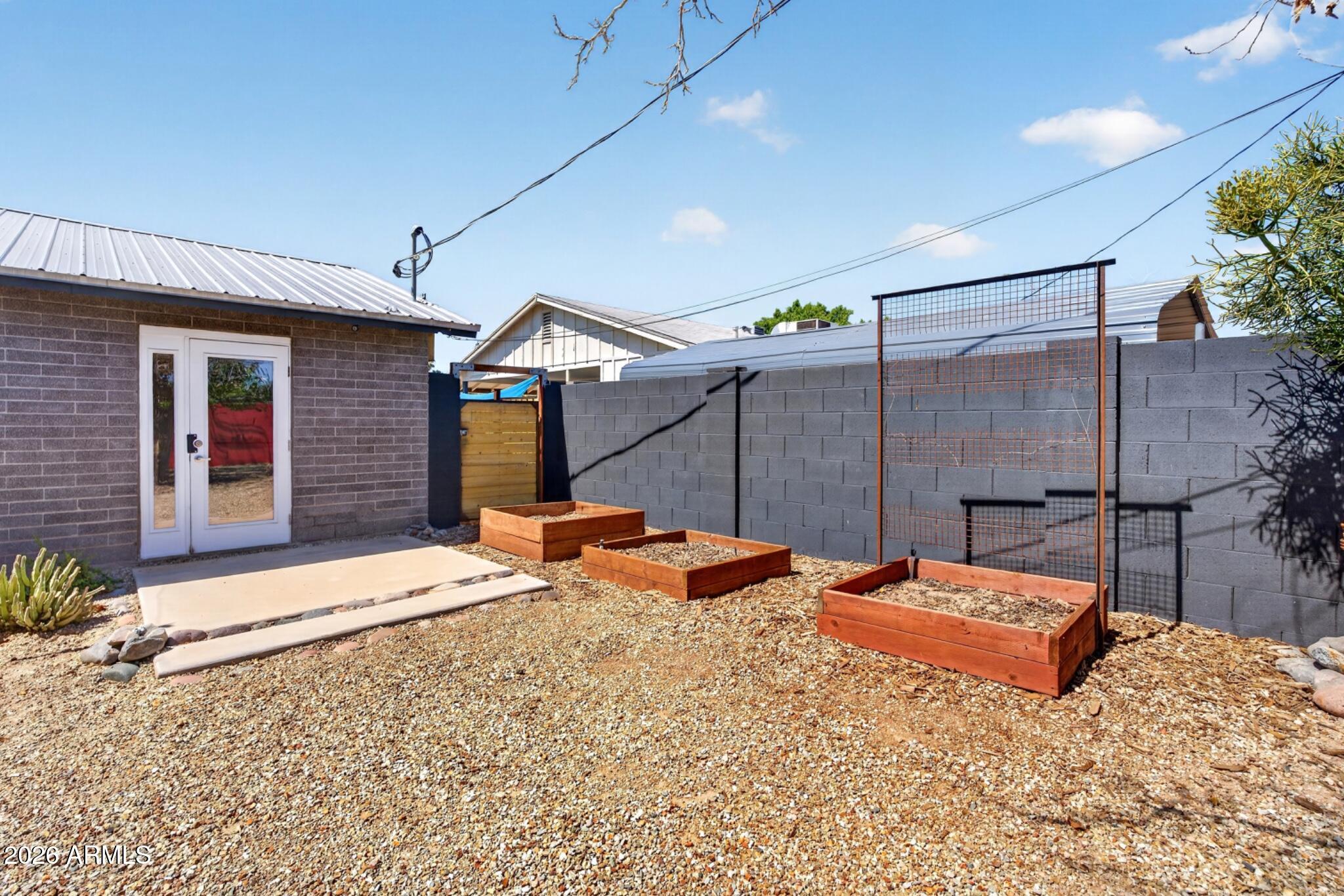 346 E Papago Drive
