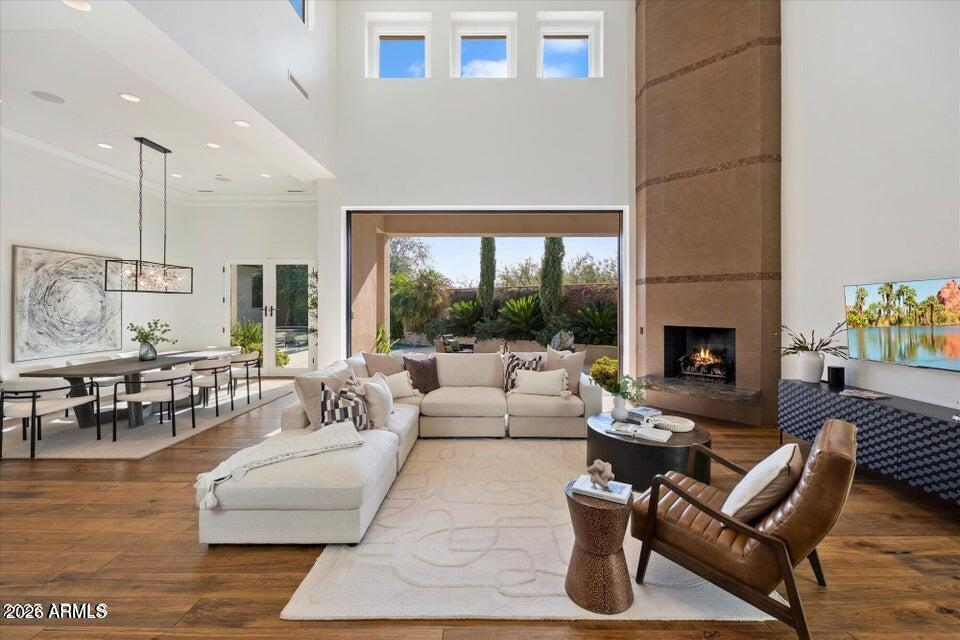 3965 E SIERRA VISTA Drive