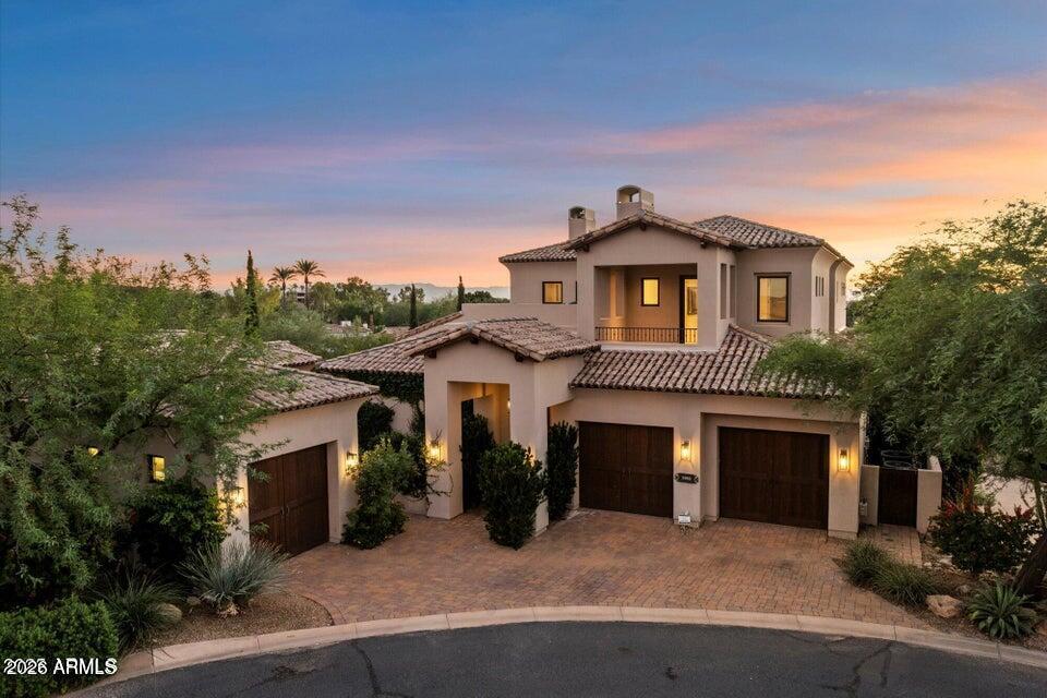 3965 E SIERRA VISTA Drive