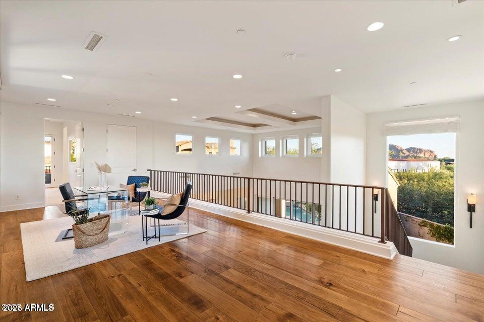 3965 E SIERRA VISTA Drive