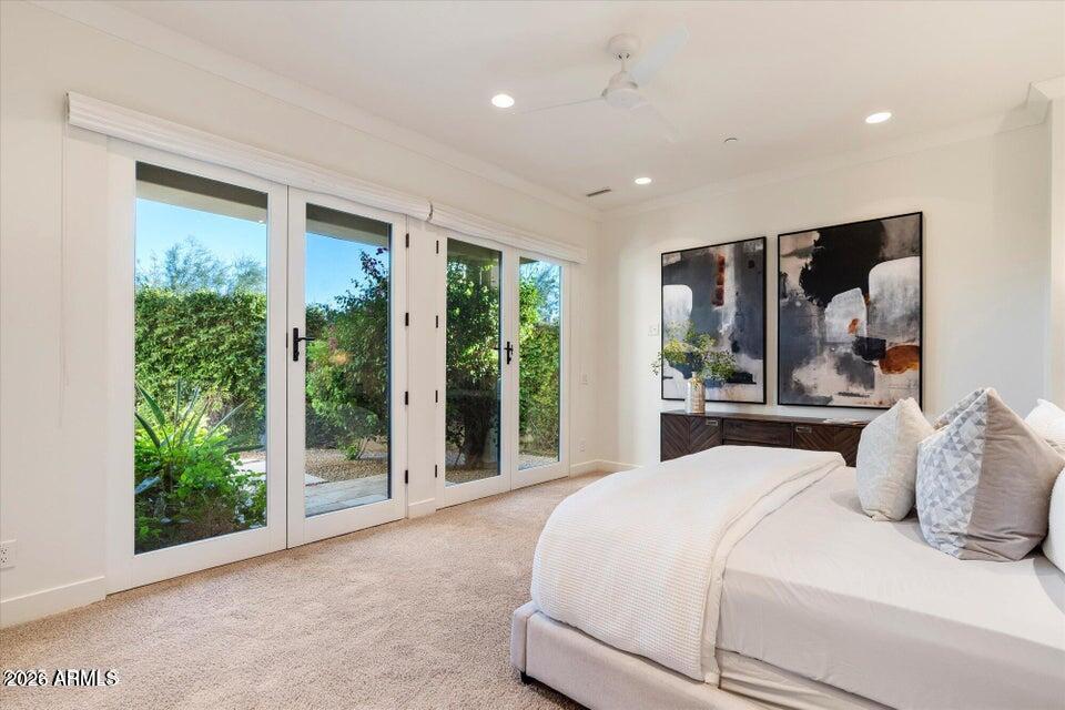 3965 E SIERRA VISTA Drive