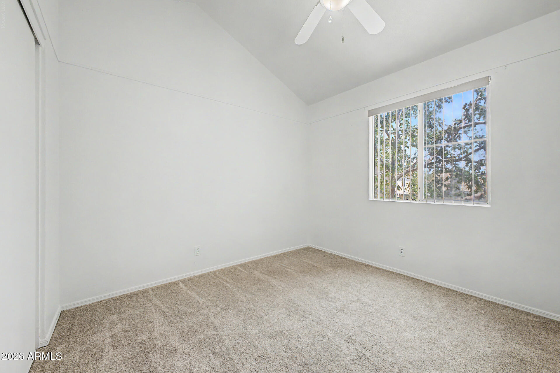 822 W BRADFORD Drive