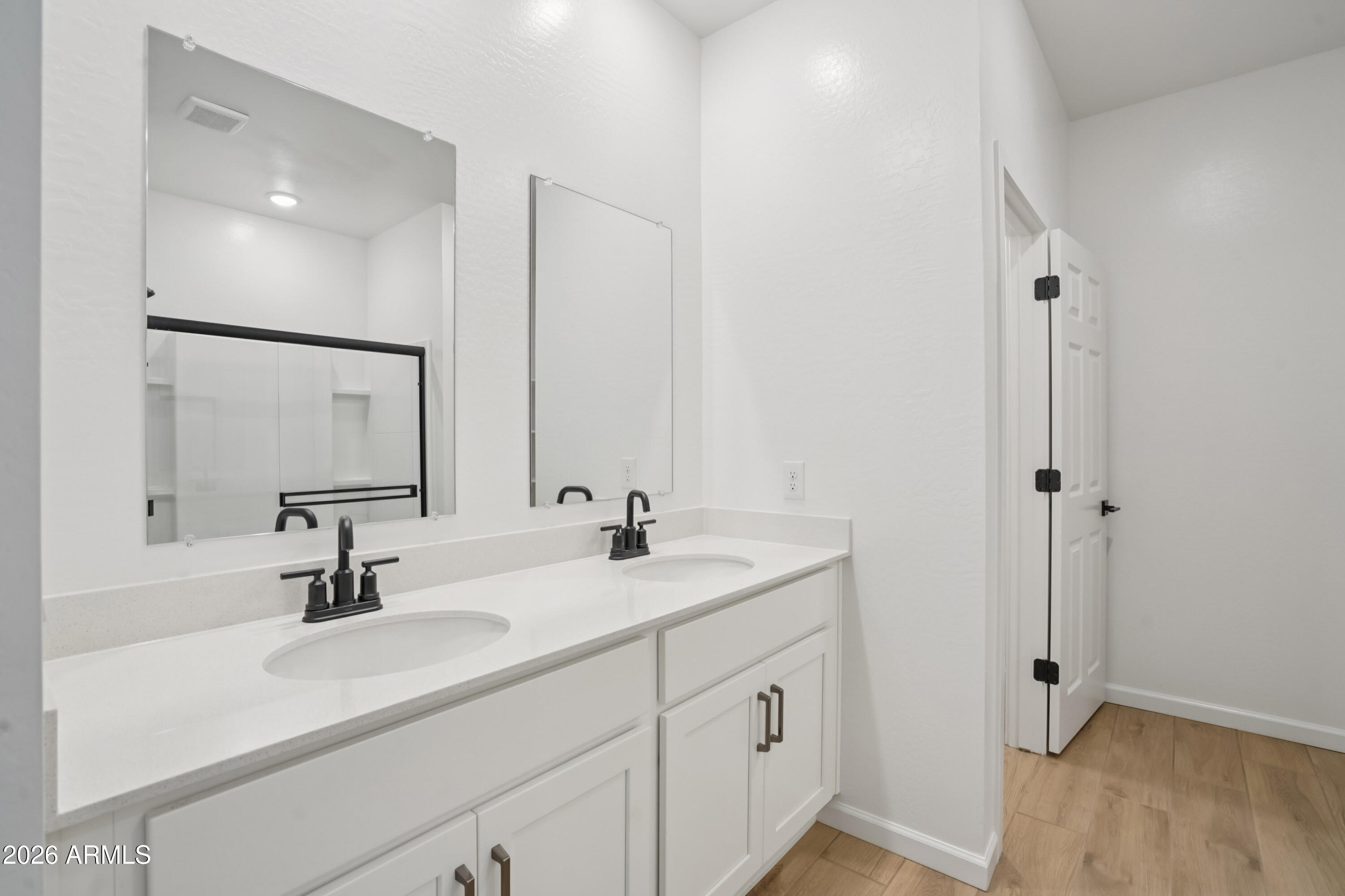 2422 E GALLOPING HORSE Drive