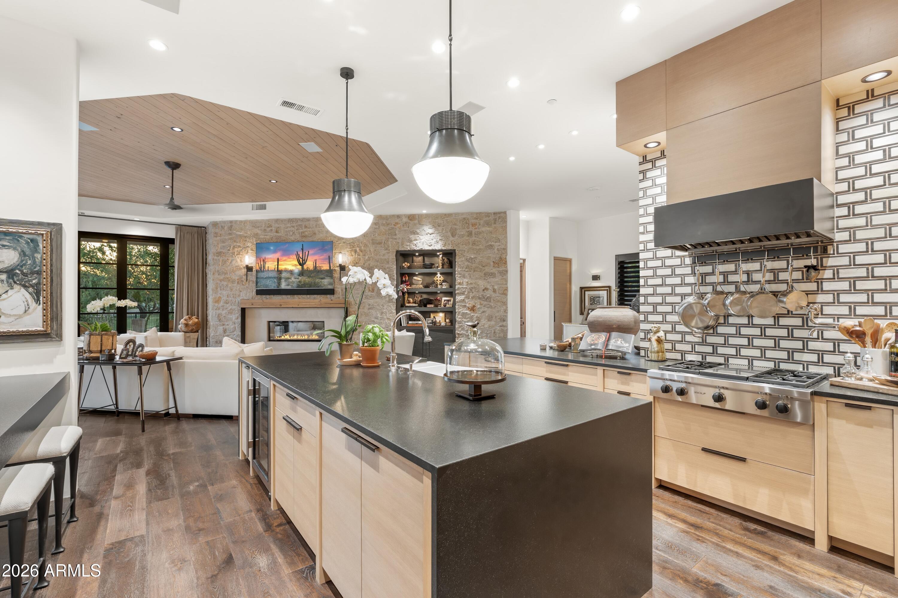 9894 N 79TH Place