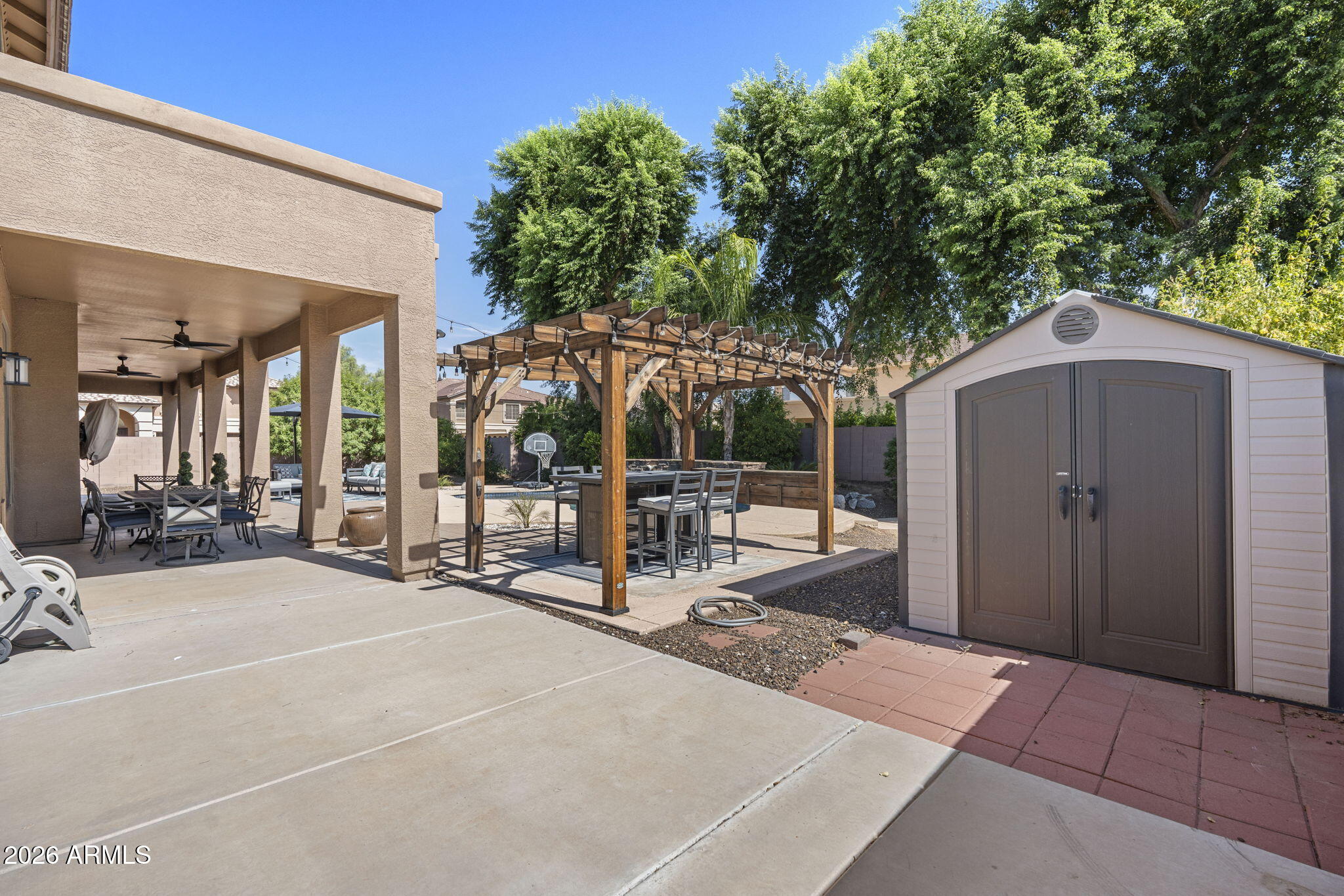 1711 E HORSESHOE Drive