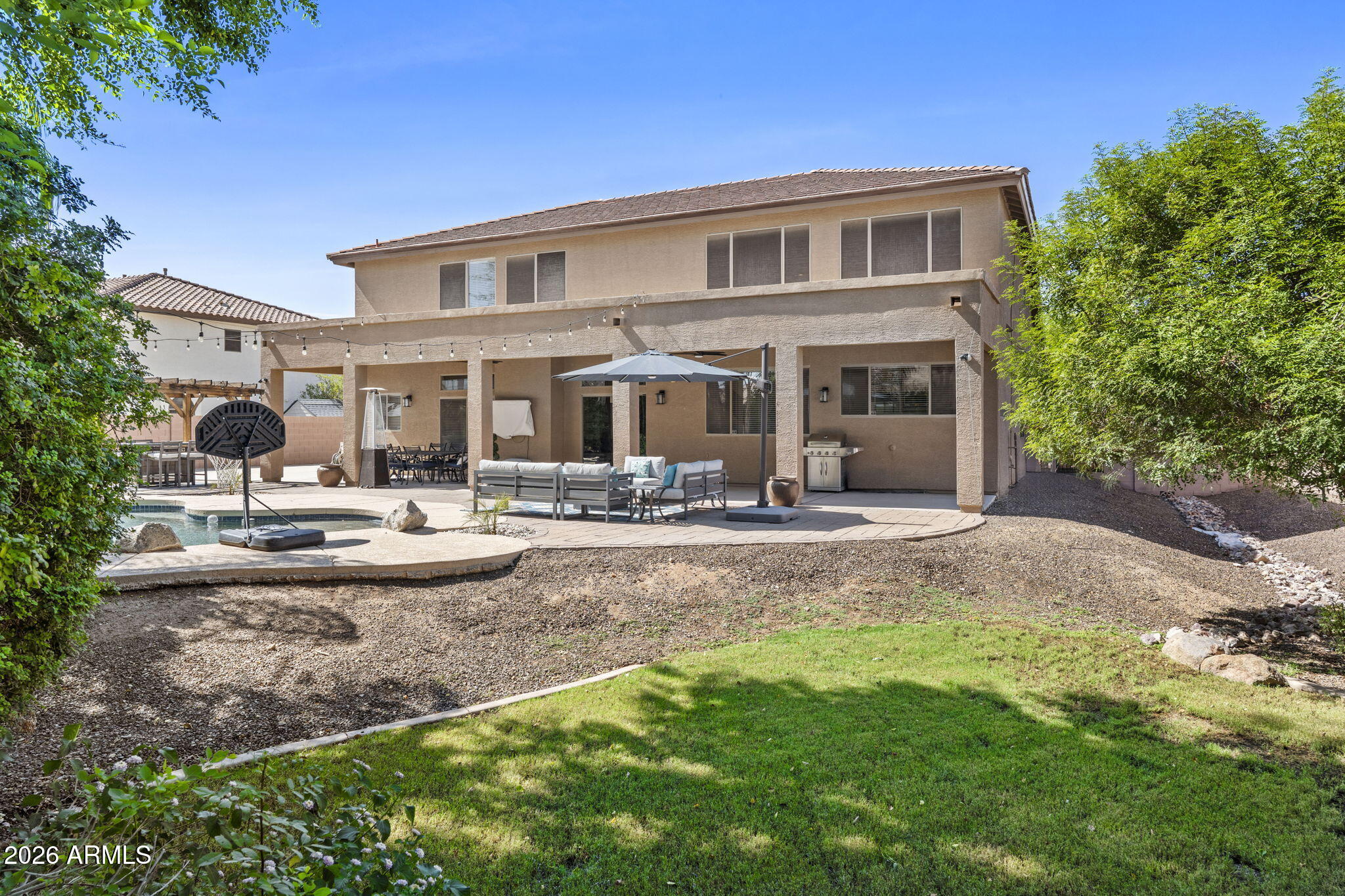 1711 E HORSESHOE Drive