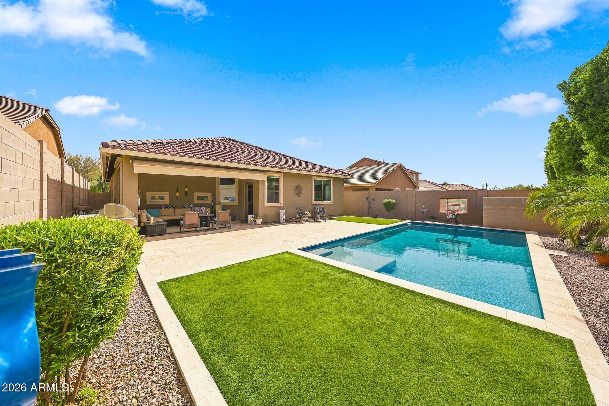 4034 E Madre Del Oro Drive