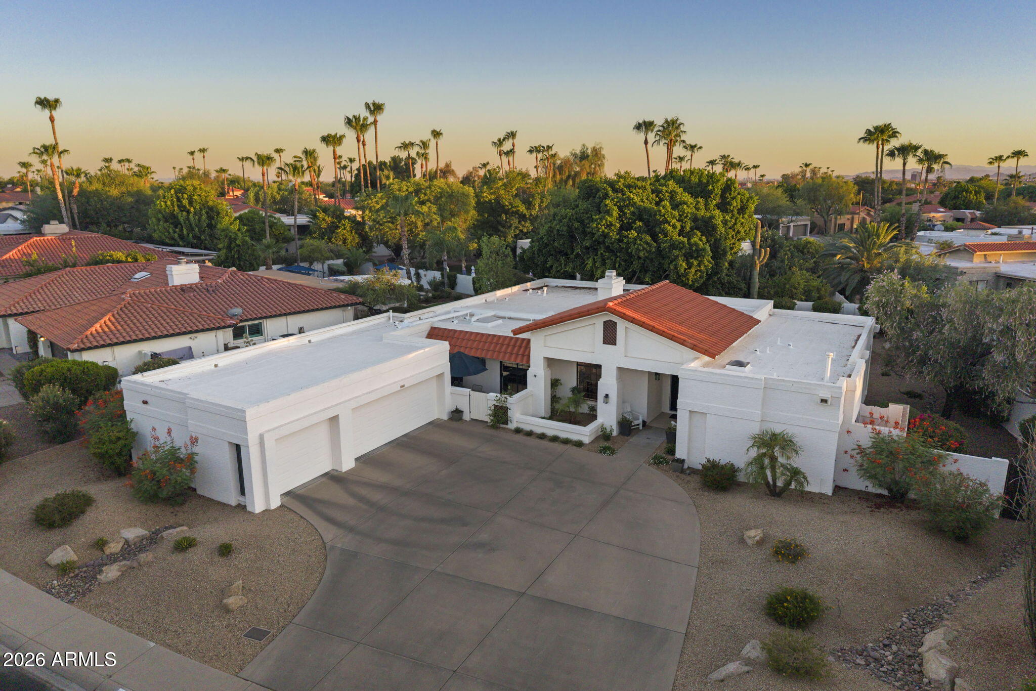 10945 E SAN SALVADOR Drive