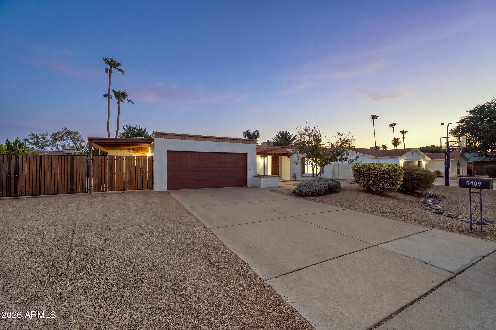 5409 E NISBET Road