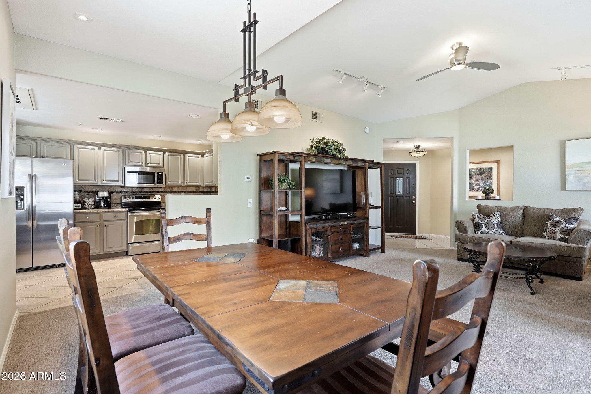 9455 E RAINTREE Drive 2039