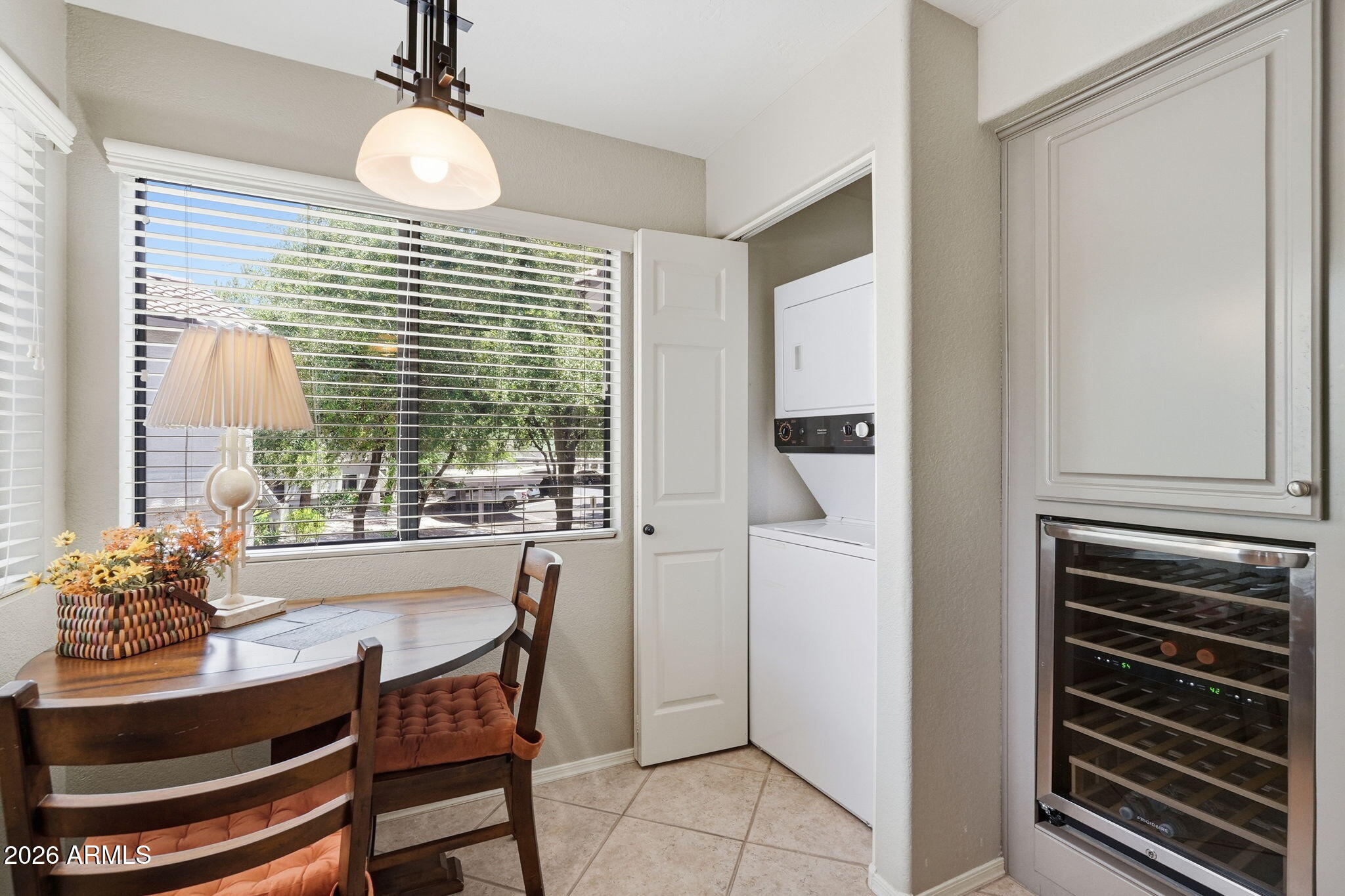 9455 E RAINTREE Drive 2039