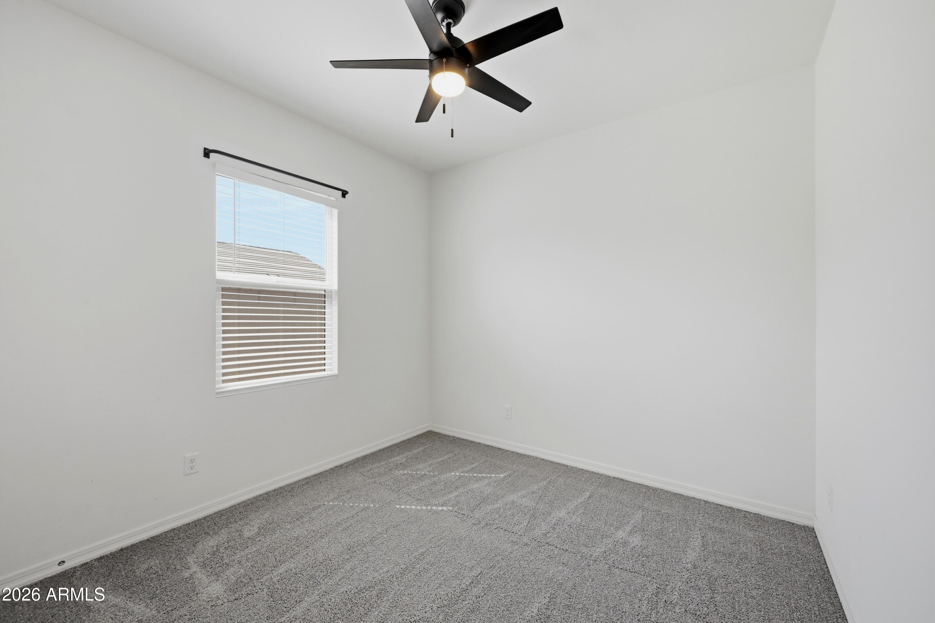 2022 E NEW BONNET Lane