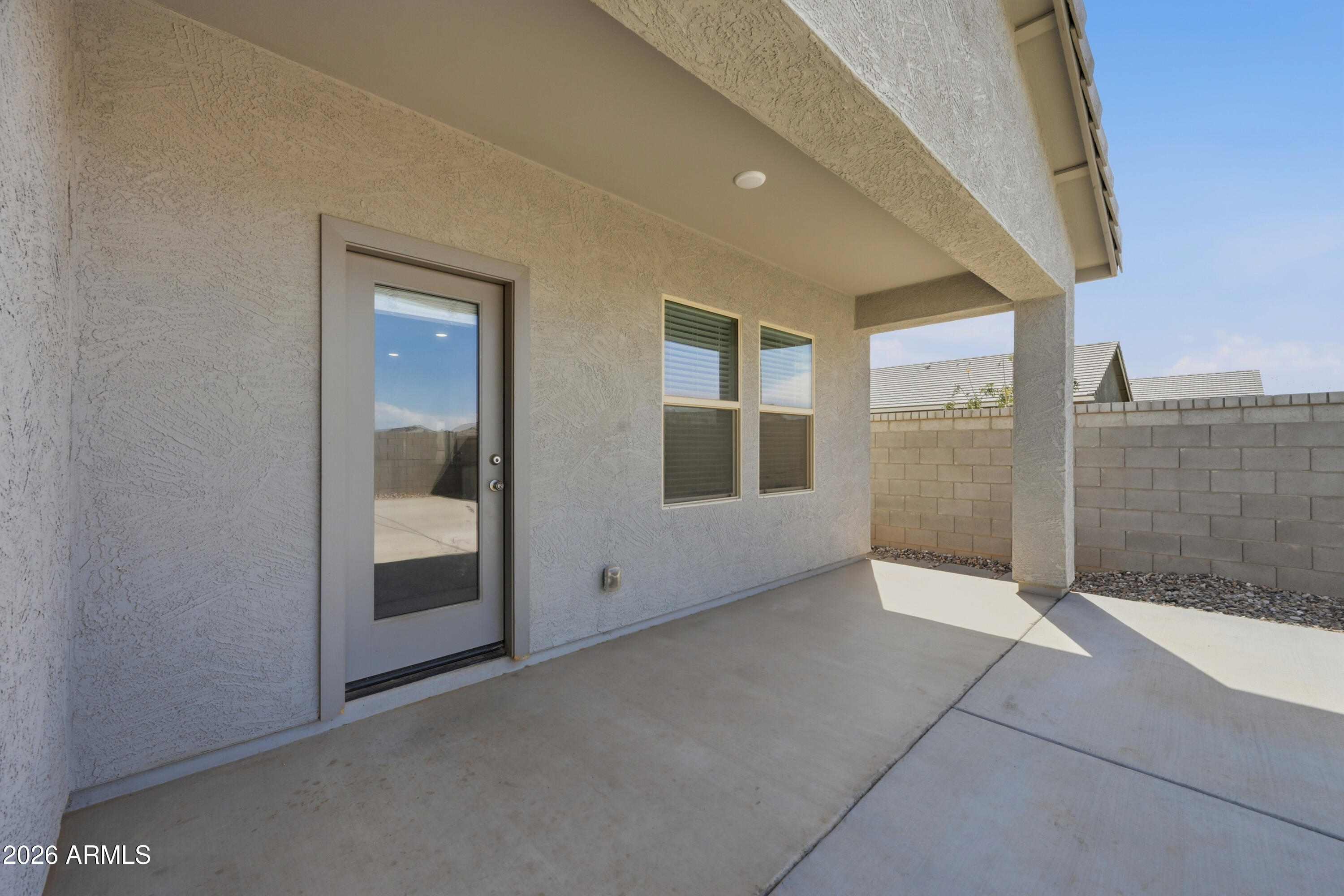 2022 E NEW BONNET Lane