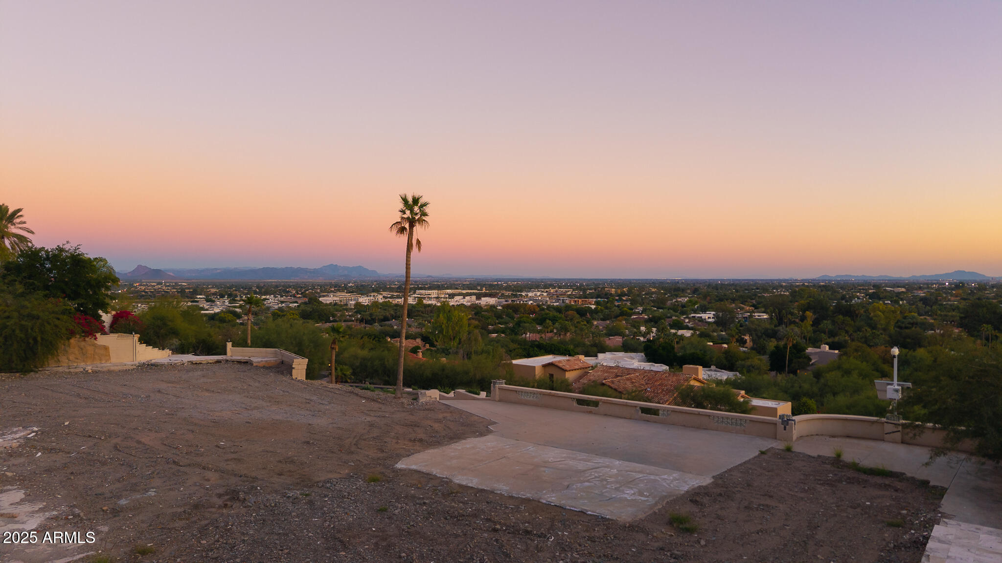 6418 E JOSHUA TREE Lane 2