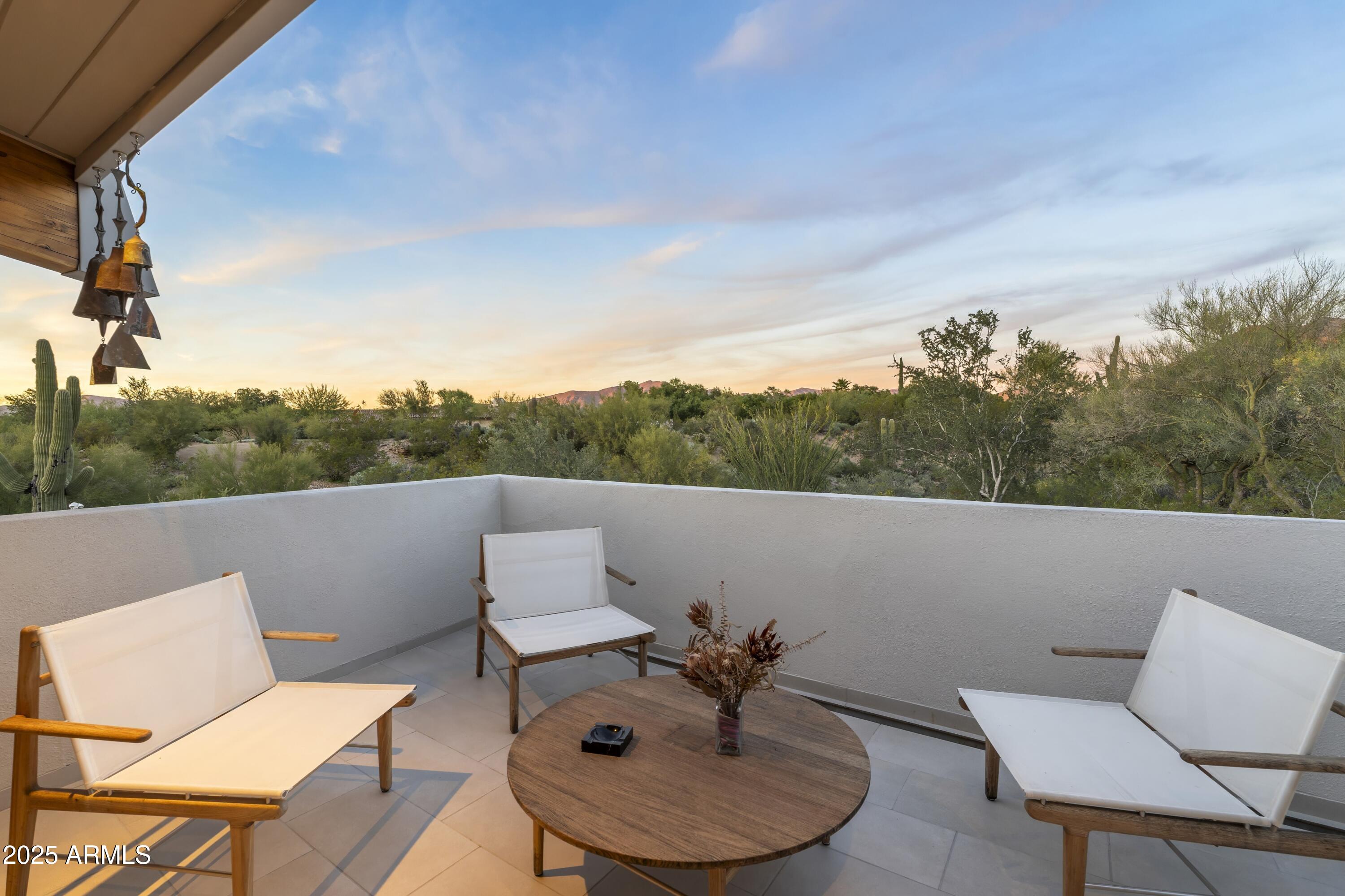 7915 E PRIMROSE Path