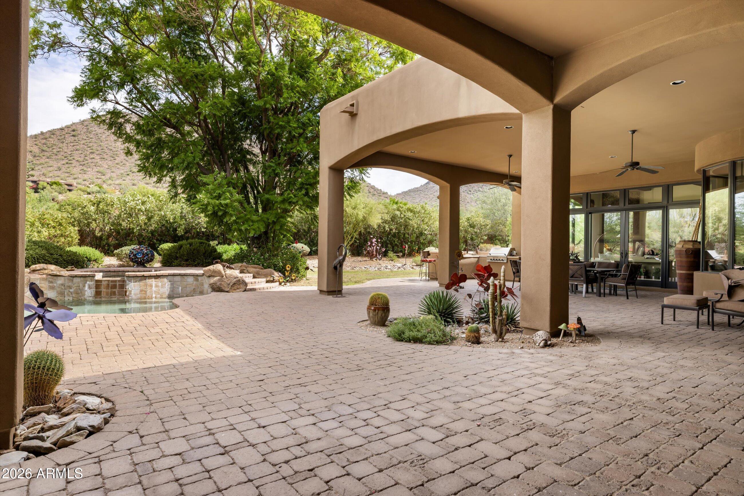 10304 E FOOTHILLS Drive