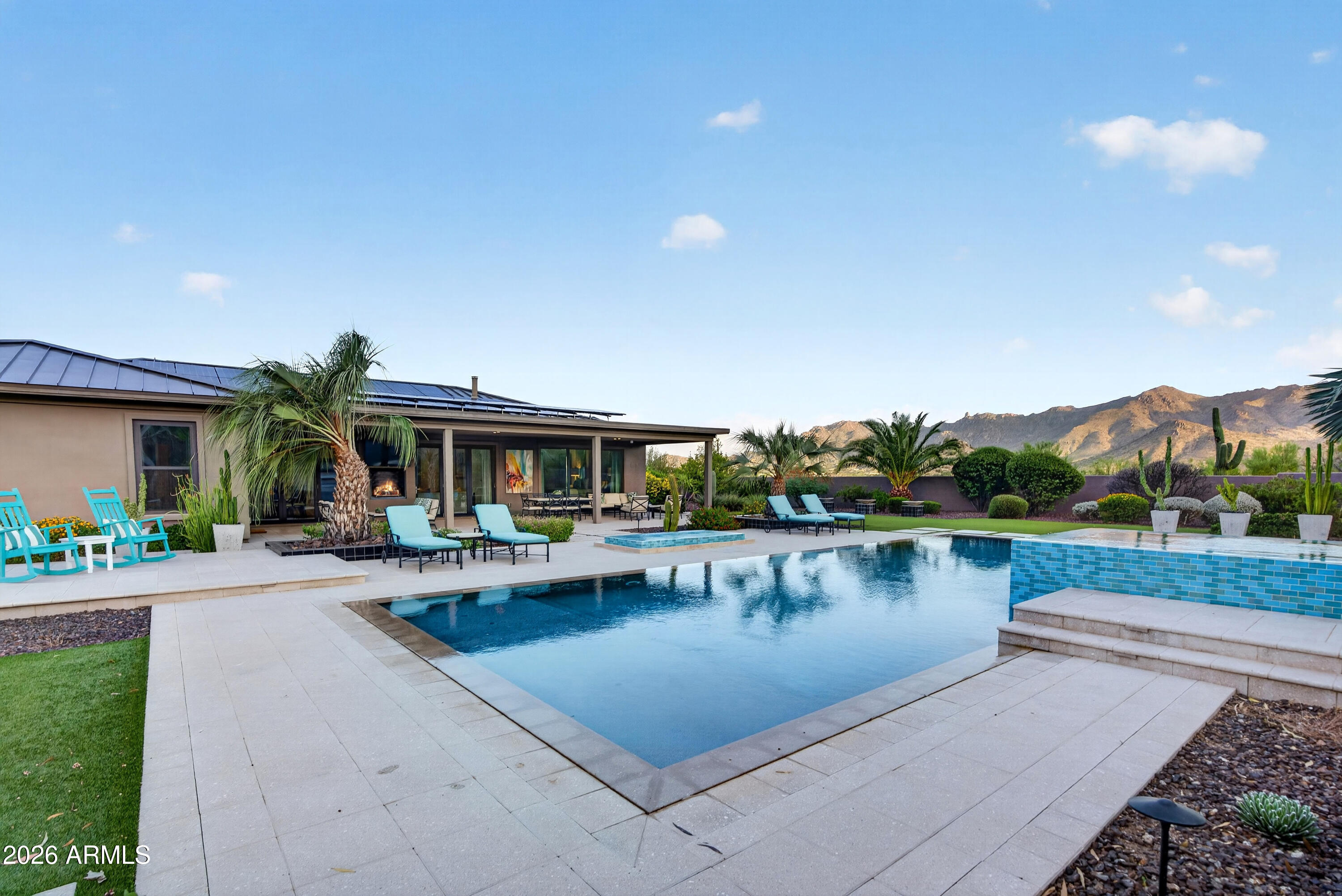 11605 E DESERT HOLLY Drive